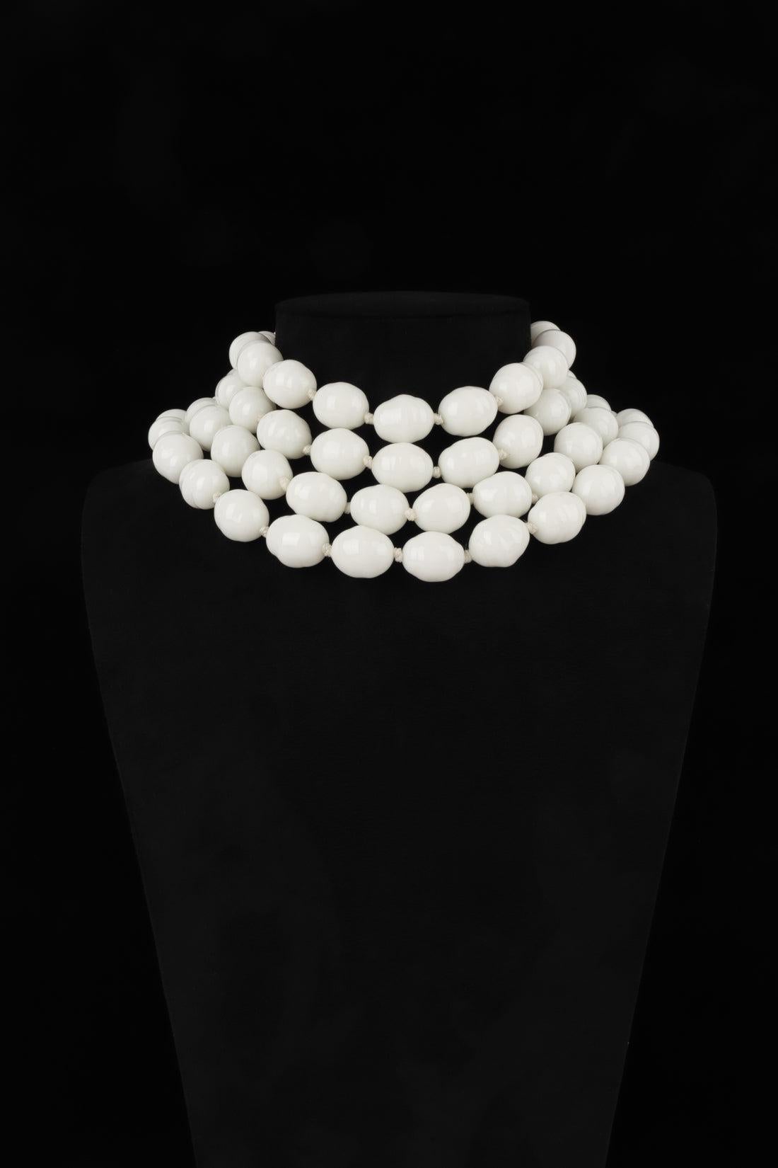 Collana corta di perle a quattro file di Chanel, 1996 In condizioni ottime in vendita a SAINT-OUEN-SUR-SEINE, FR