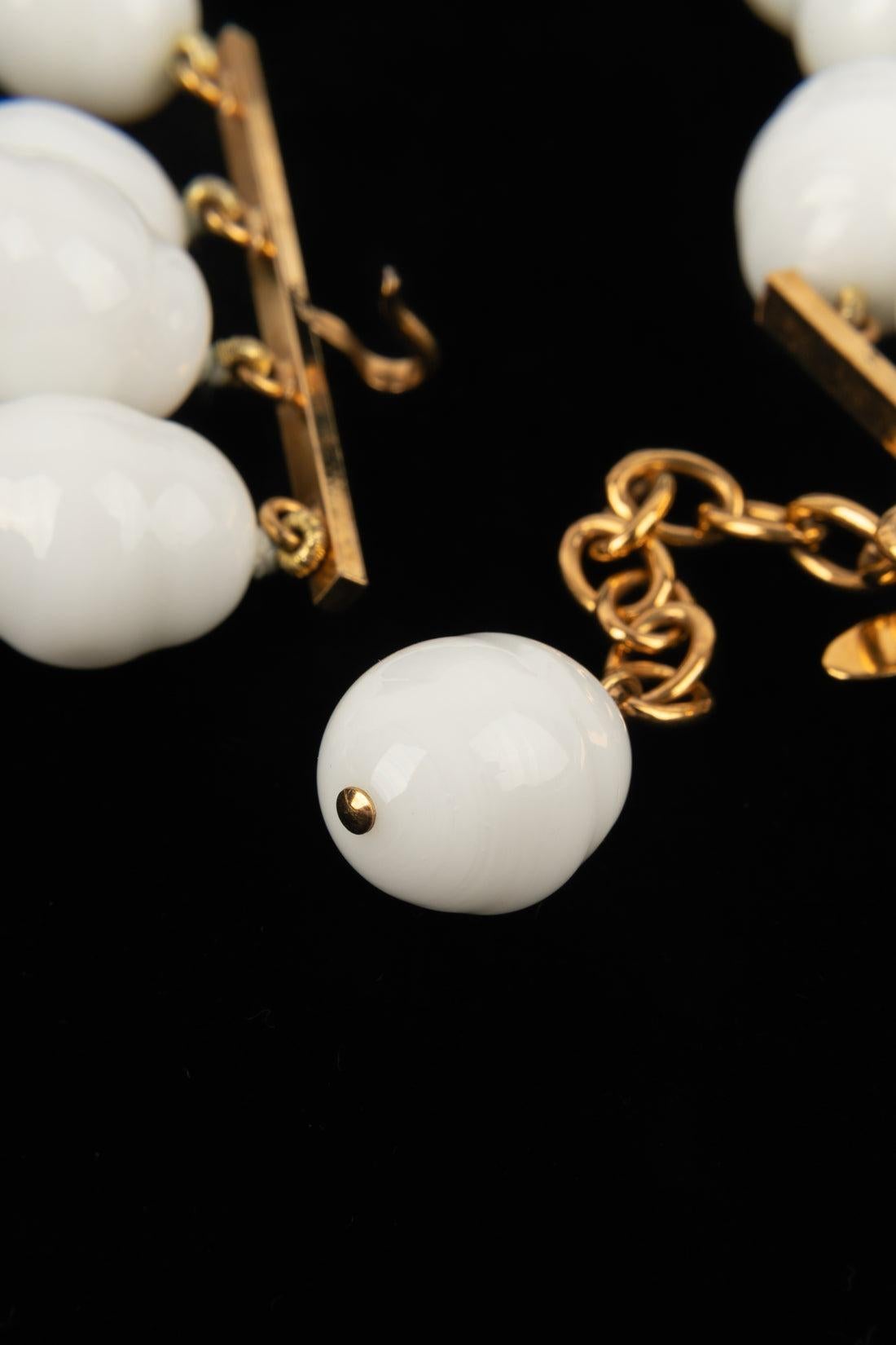 Collana corta di perle a quattro file di Chanel, 1996 in vendita 4