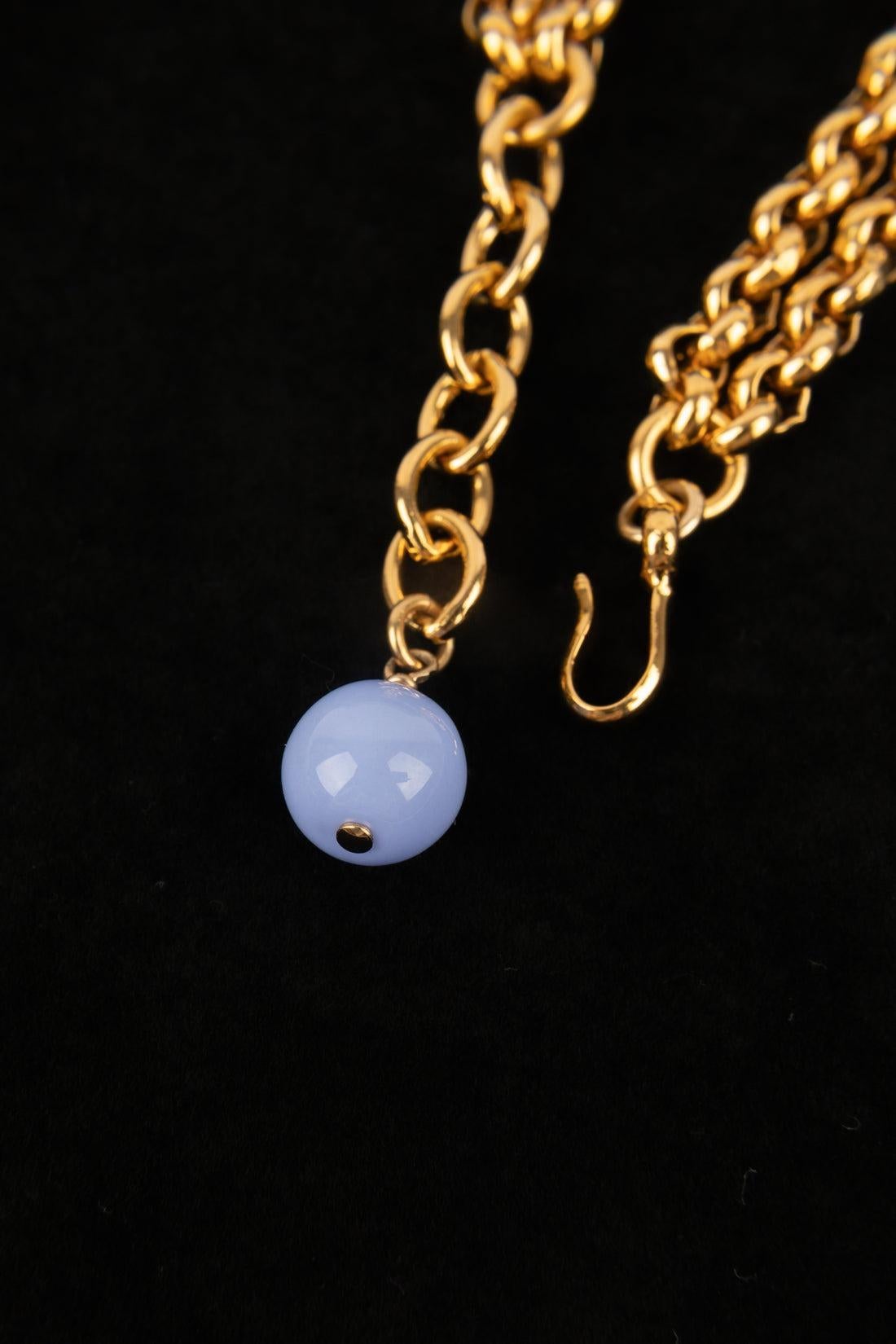 Chanel Short Golden Metal Camellia Necklace, 1997 For Sale 4