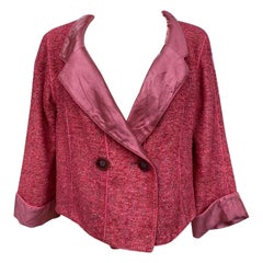 Kurze Chanel-Jacke.