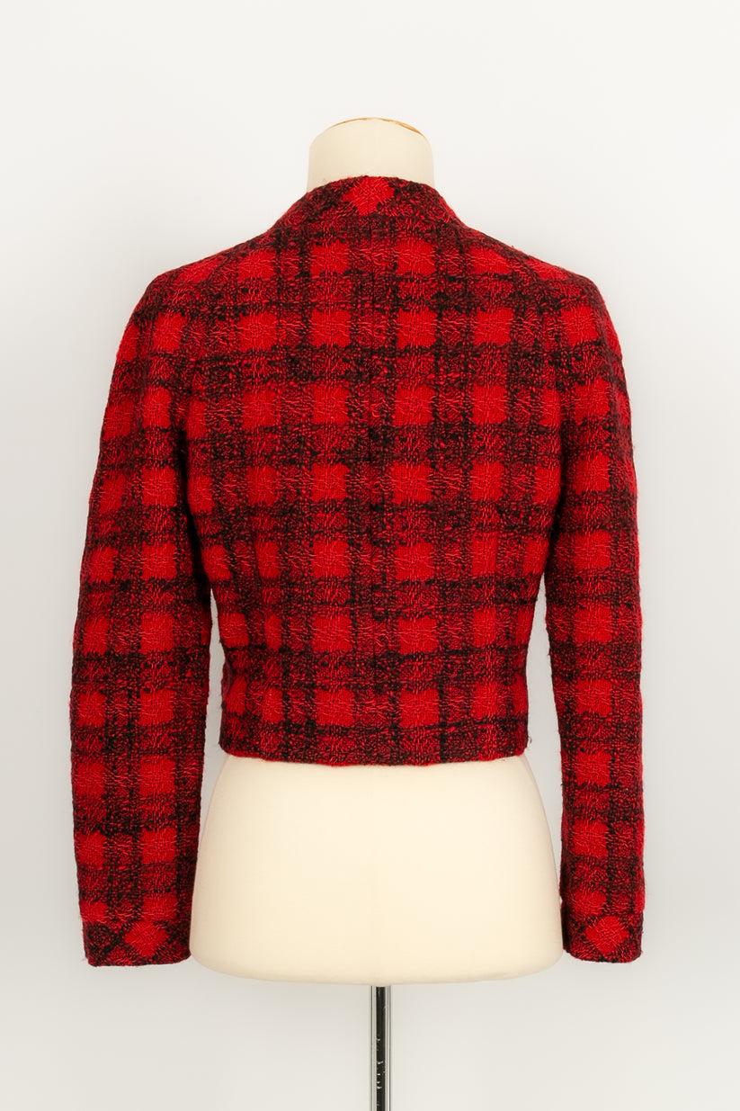 Chanel Short Jacket in Red and Black Wool In Excellent Condition In SAINT-OUEN-SUR-SEINE, FR