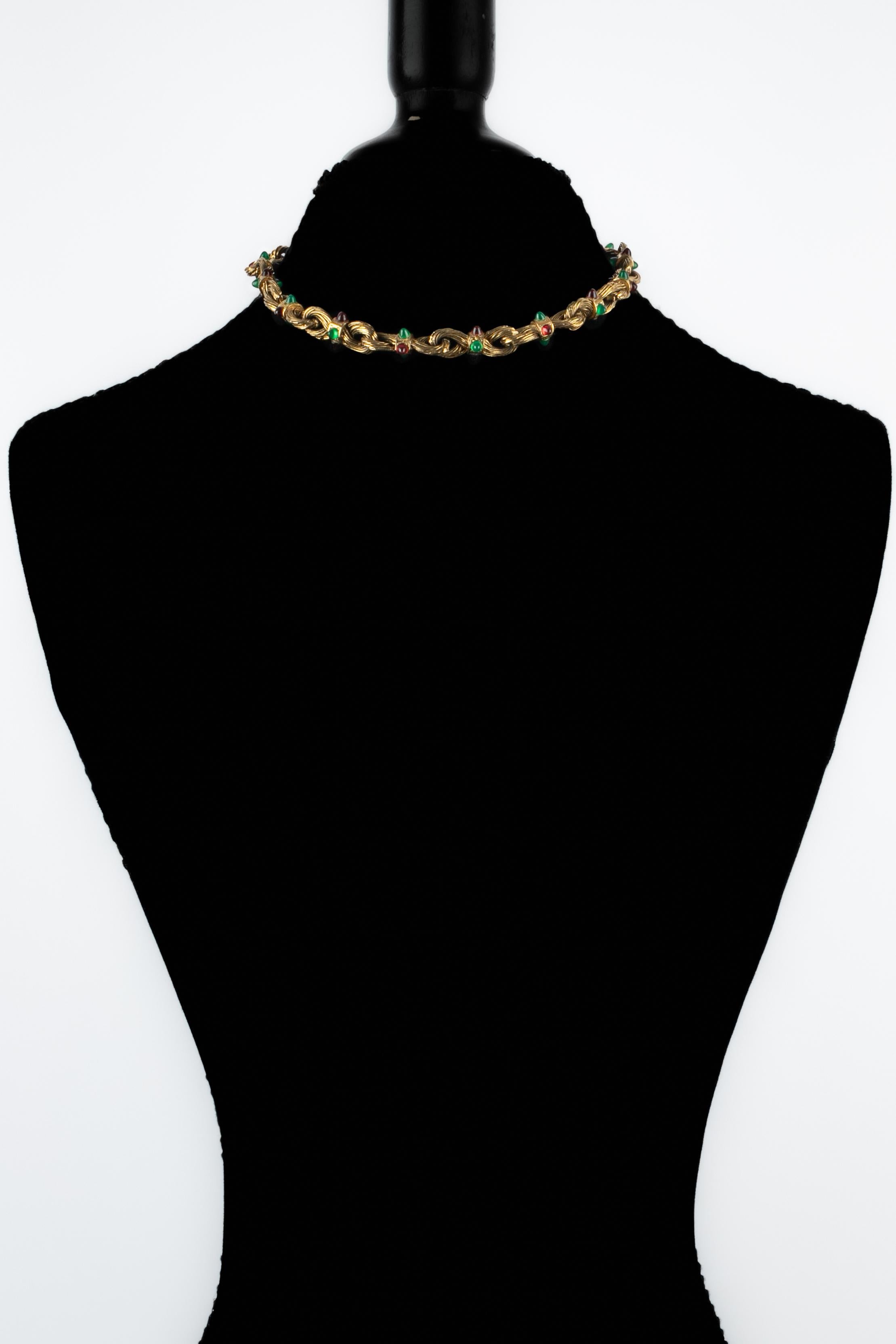 Collana corta Chanel in vendita 6