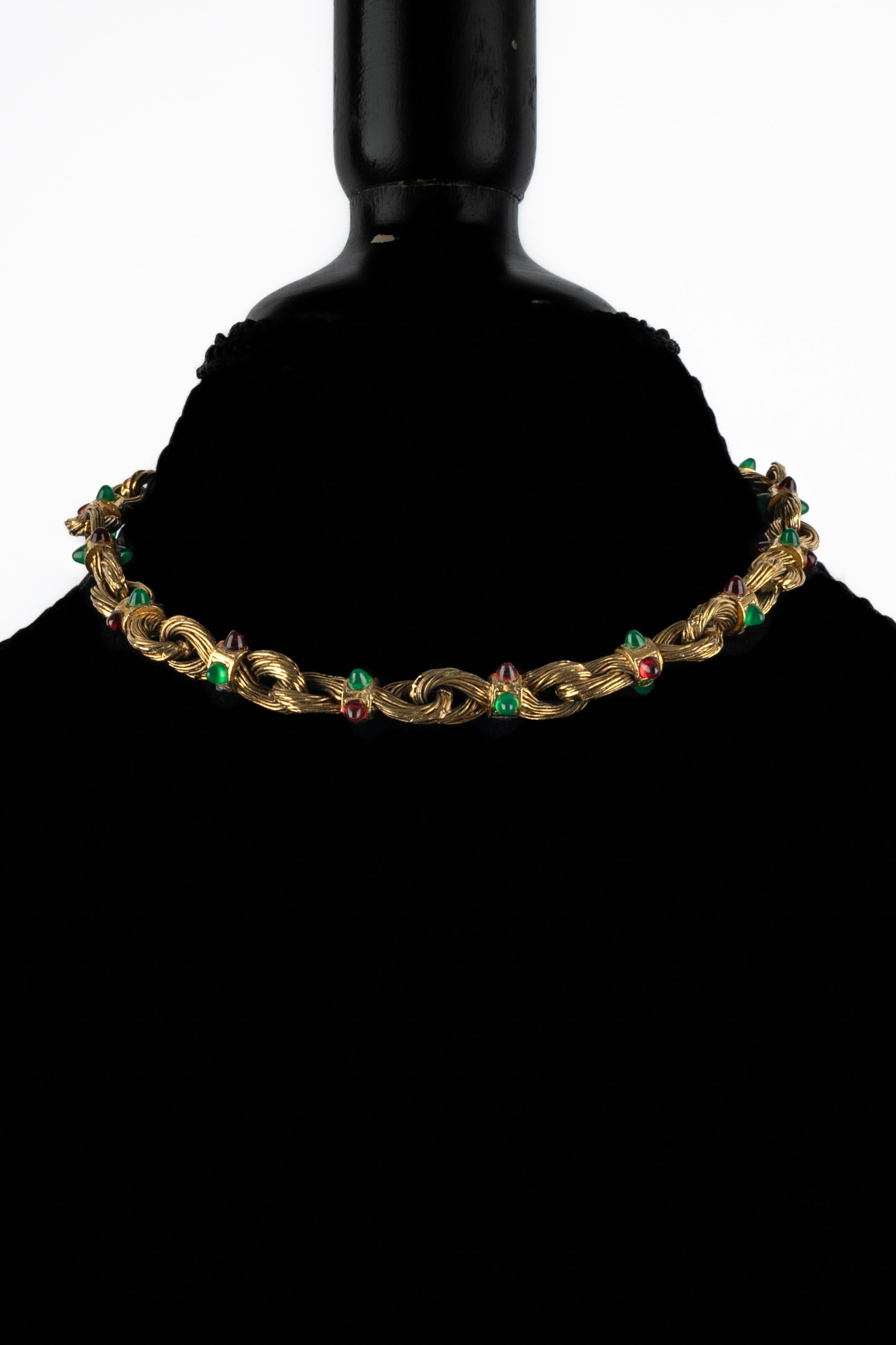 Collana corta Chanel in vendita 7