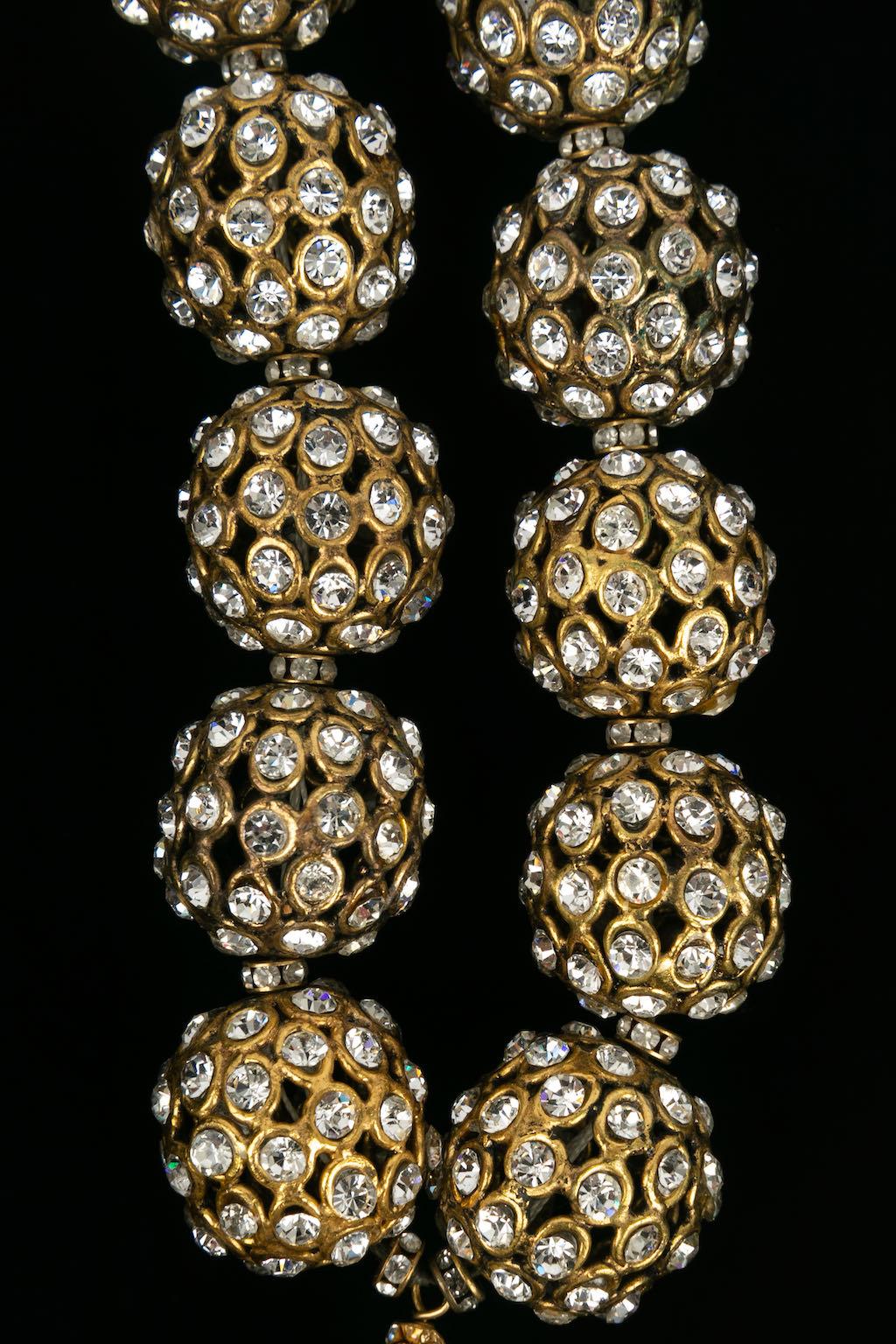 Women's Chanel Short Necklace in Gold Metal Beads Paved with Rhinestones For Sale