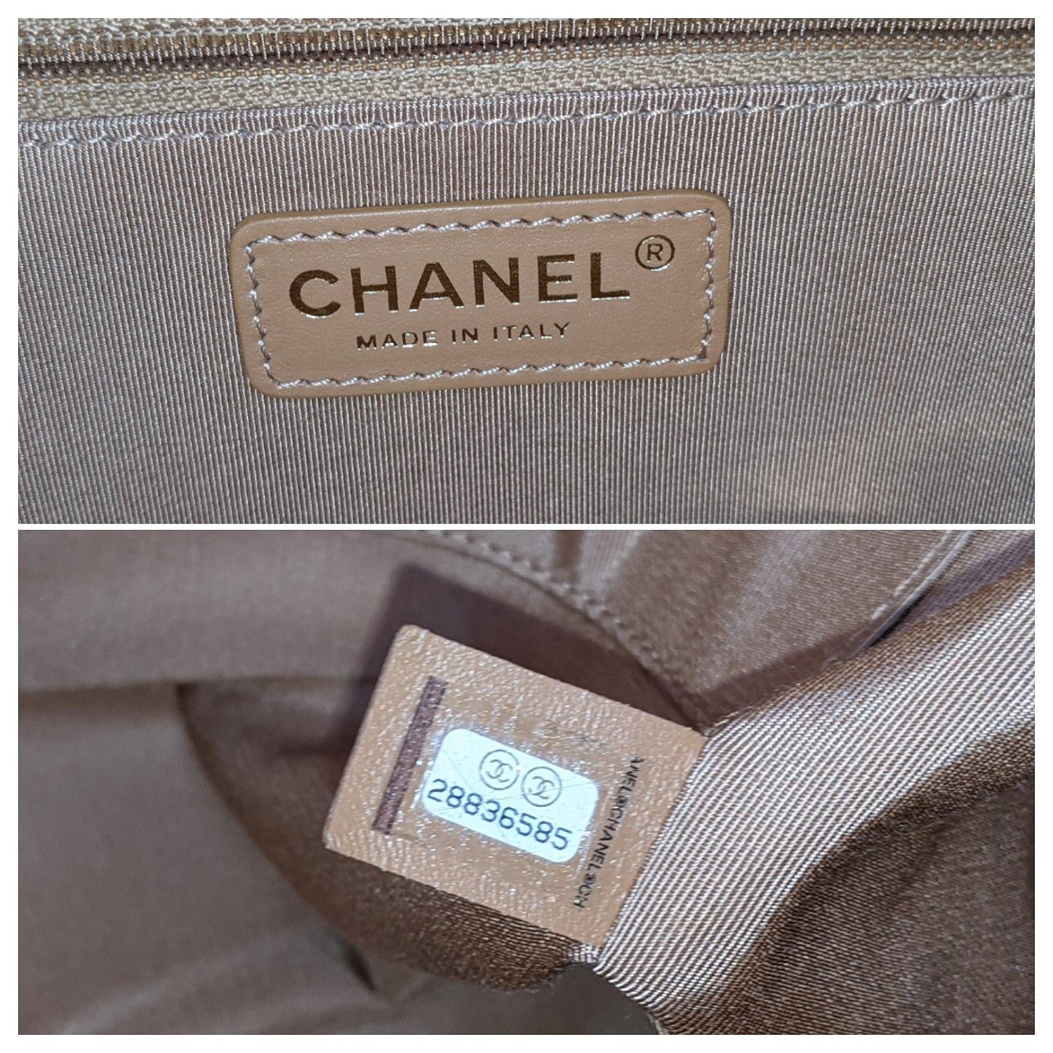 Chanel Side Chain Shopping Tote Bullskin Medium In Excellent Condition In Scottsdale, AZ