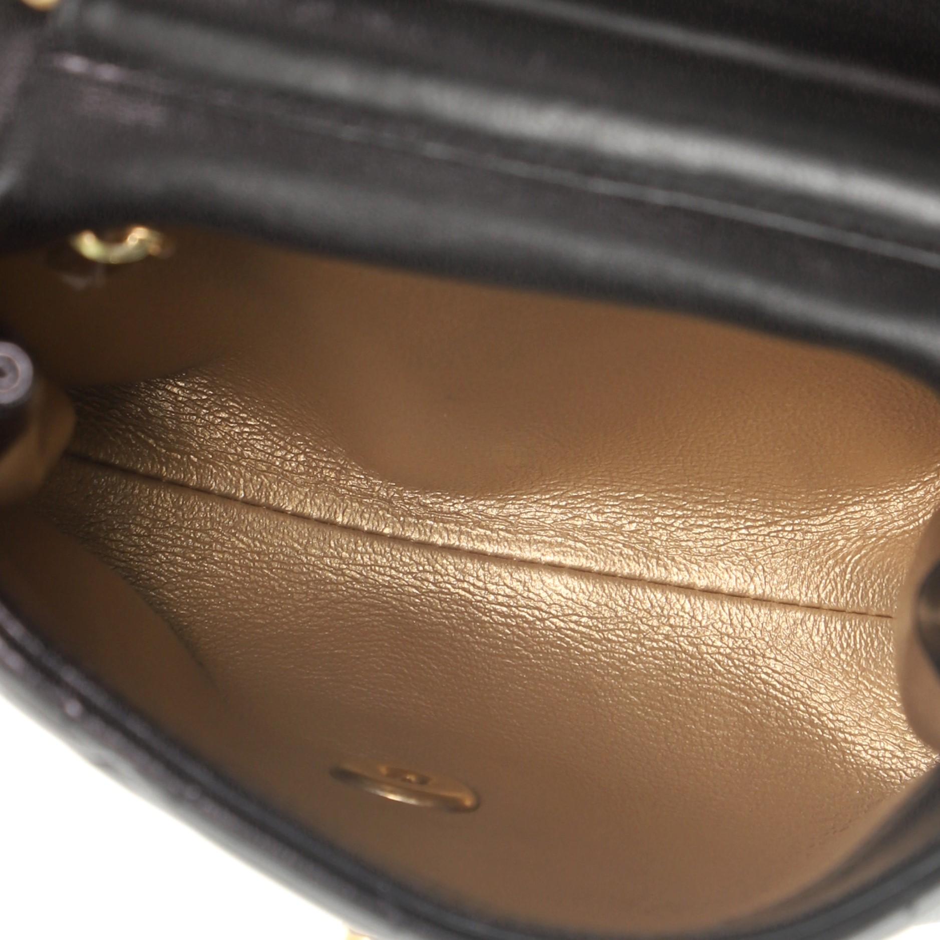 Chanel Side-Packs Tasche gesteppt Lammfell mit Perle Detail klein 1