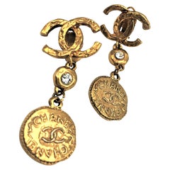 Vintage Chanel signed, clip-on earrings, 1970s 80s, gold plated.