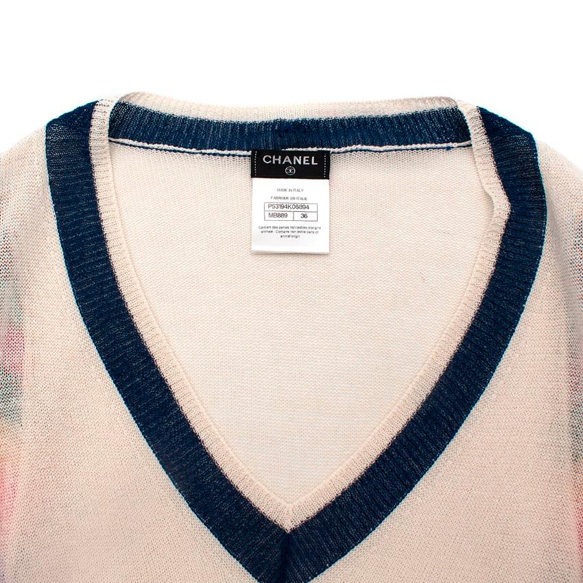 Women's Chanel Silk & Cashmere Ivory & Multicolour Long Sleeve V-Neck Sweater - US 0 For Sale