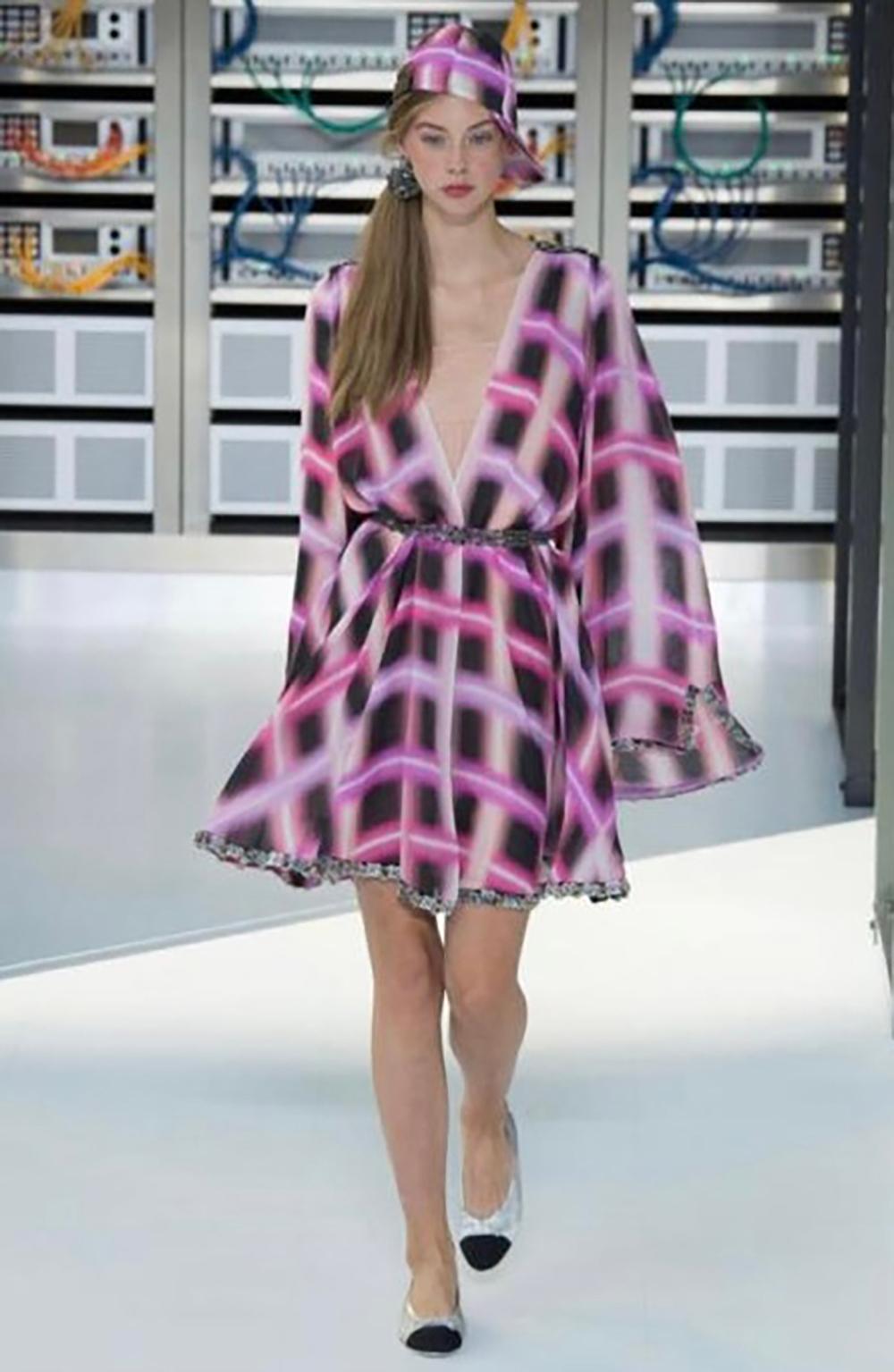 Women's Chanel Silk Dress Cover CC Logo Runway 2017 Collection For Sale