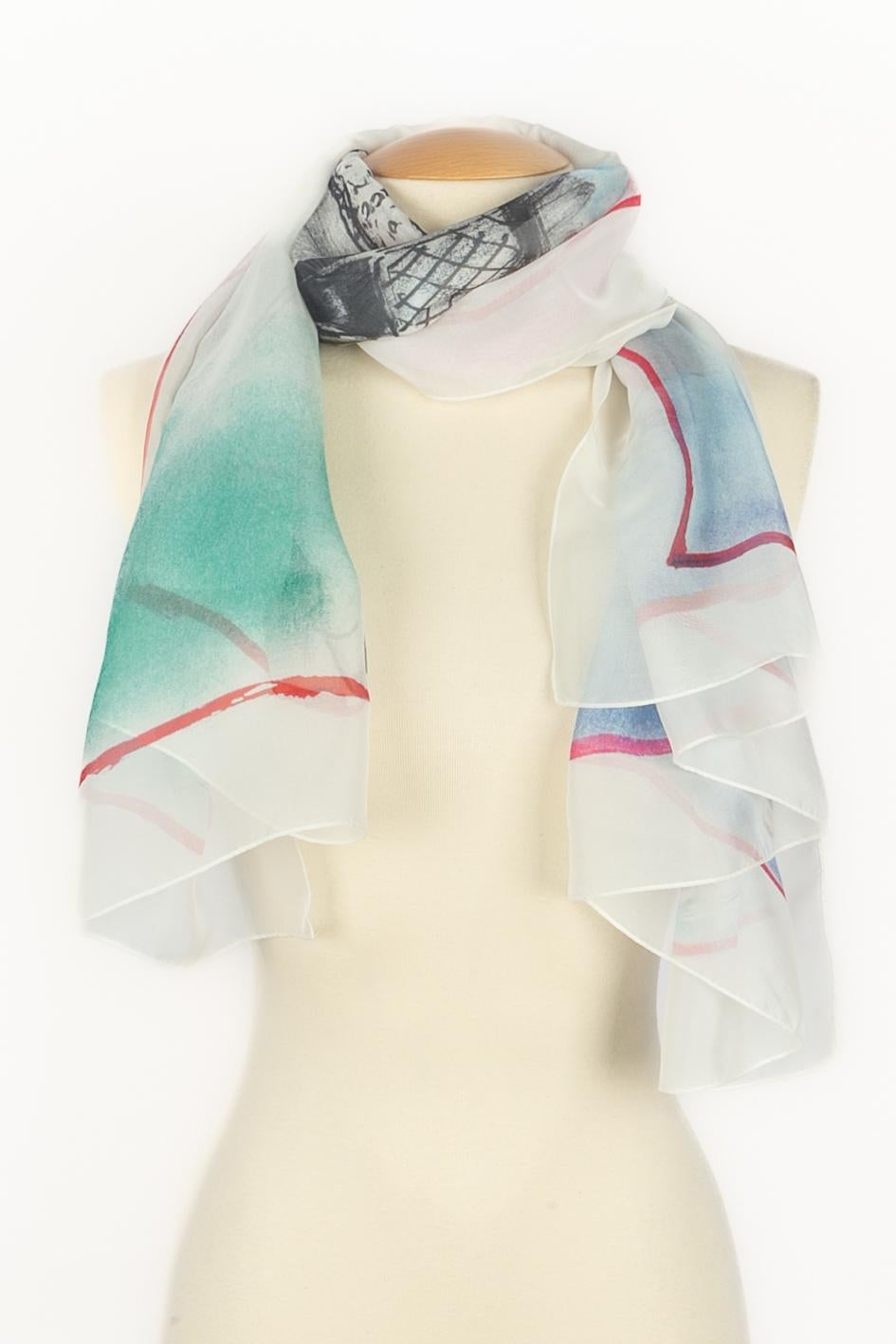 Foulard en soie Chanel en vente 4