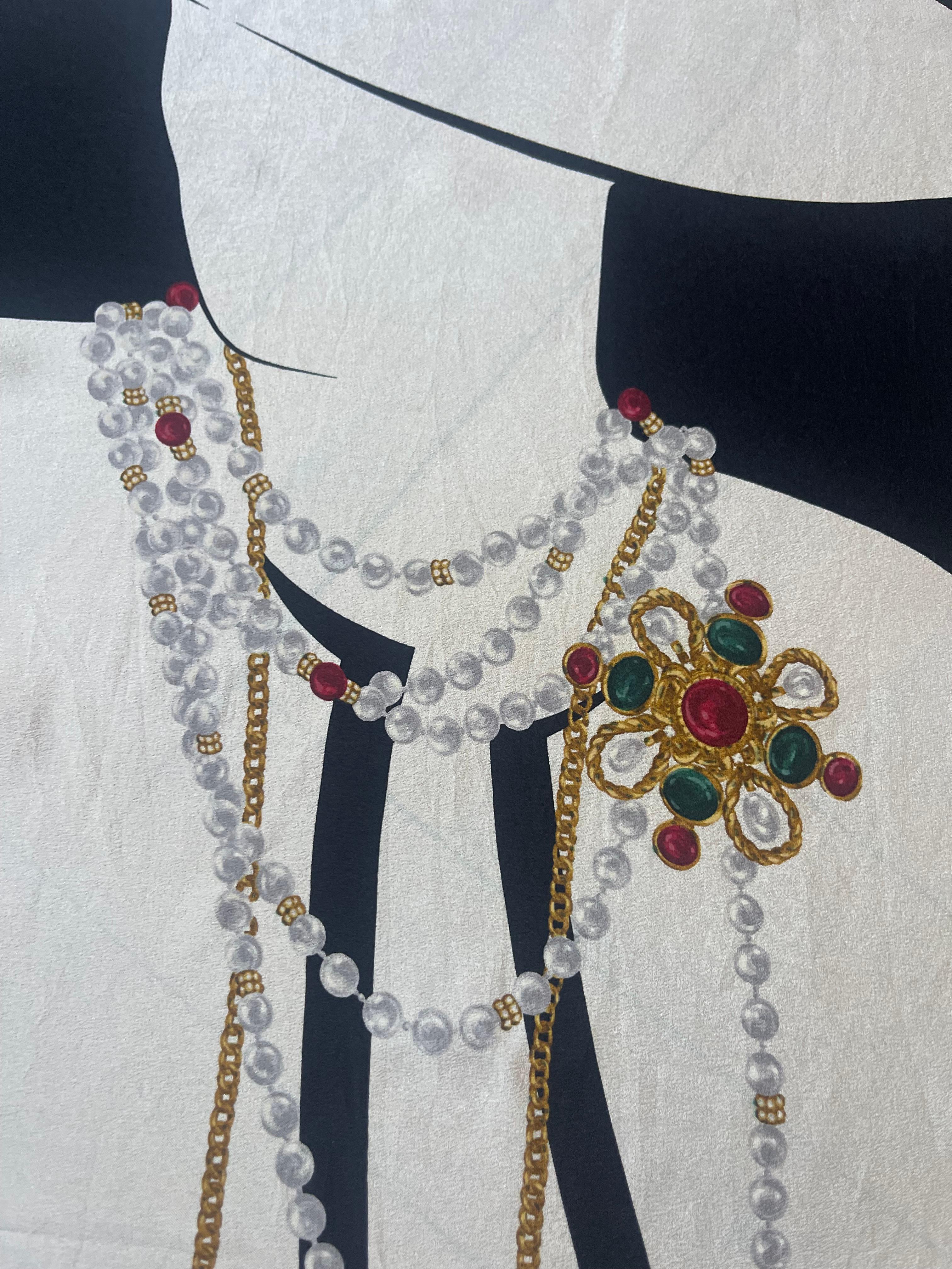 Chanel Seidenschal 1985 im Angebot 4