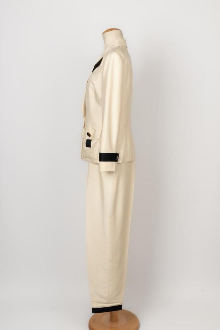 Ensemble veste et pantalon en soie de Chanel, 1991 Bon état - En vente à SAINT-OUEN-SUR-SEINE, FR