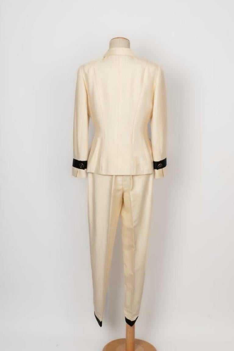 Chanel Seiden-Set aus Jacke und Hose, 1991 Damen im Angebot