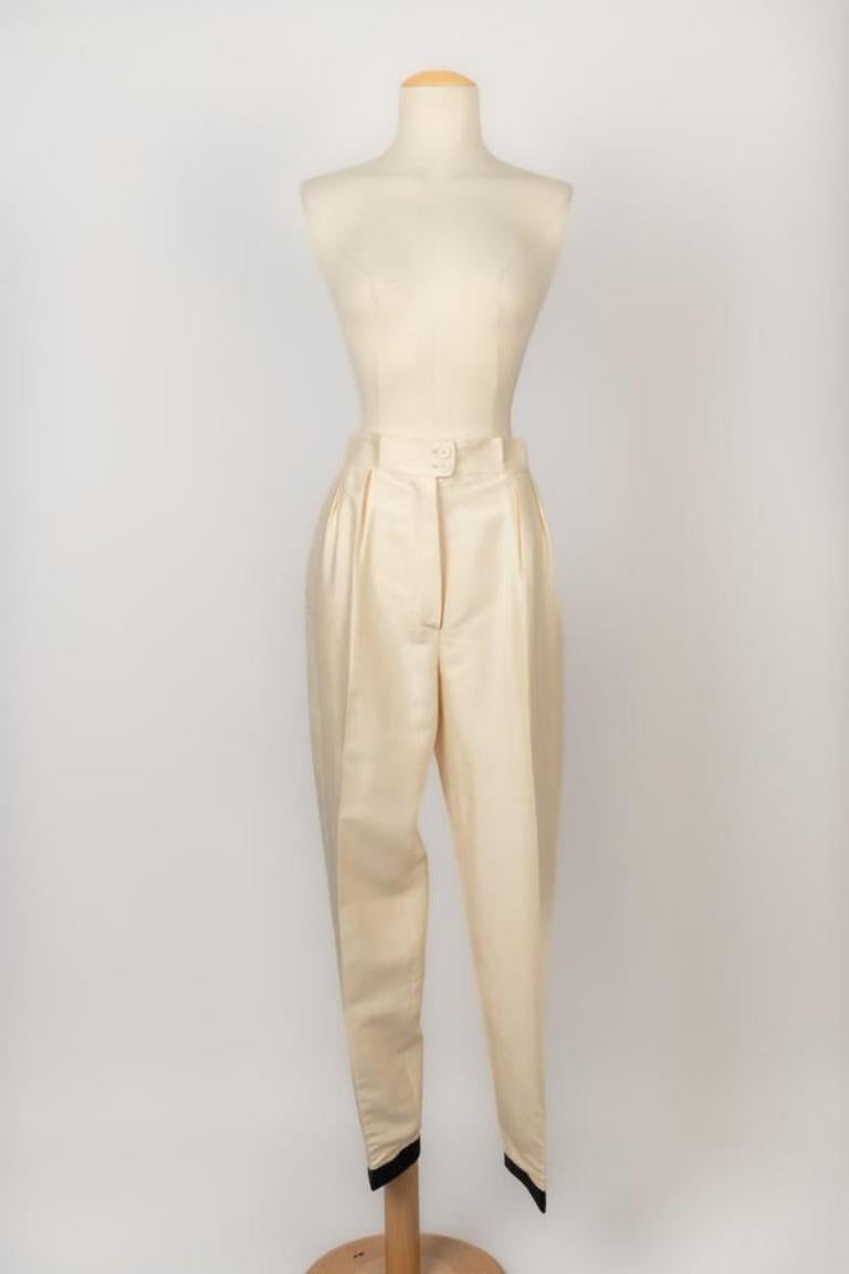 Chanel Silk Set of Jacket and Pants, 1991 For Sale 2