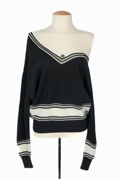 Chanel silk sweater