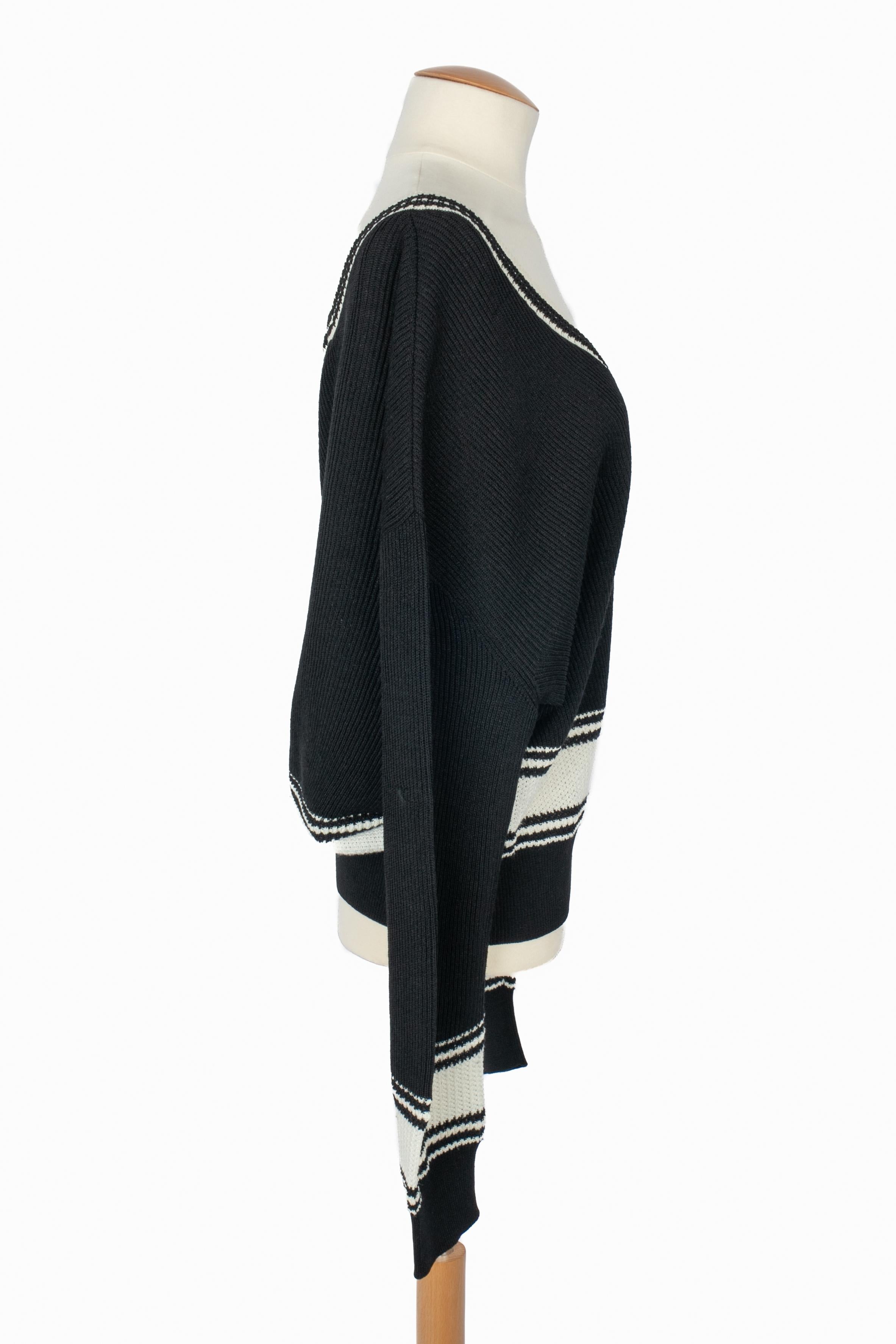 Chanel silk sweater im Zustand „Hervorragend“ im Angebot in SAINT-OUEN-SUR-SEINE, FR