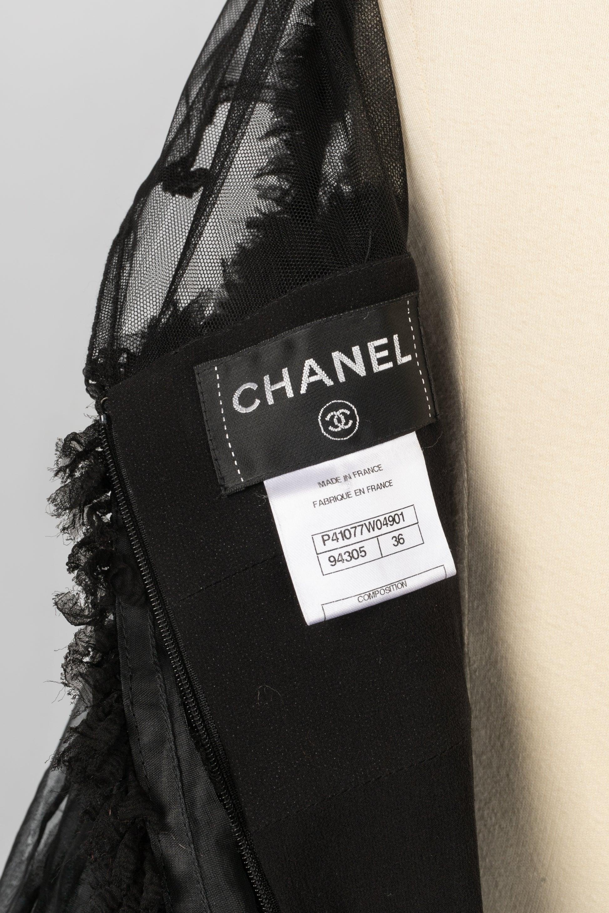 Robe noire en taffetas de soie Chanel, printemps 2011 en vente 4
