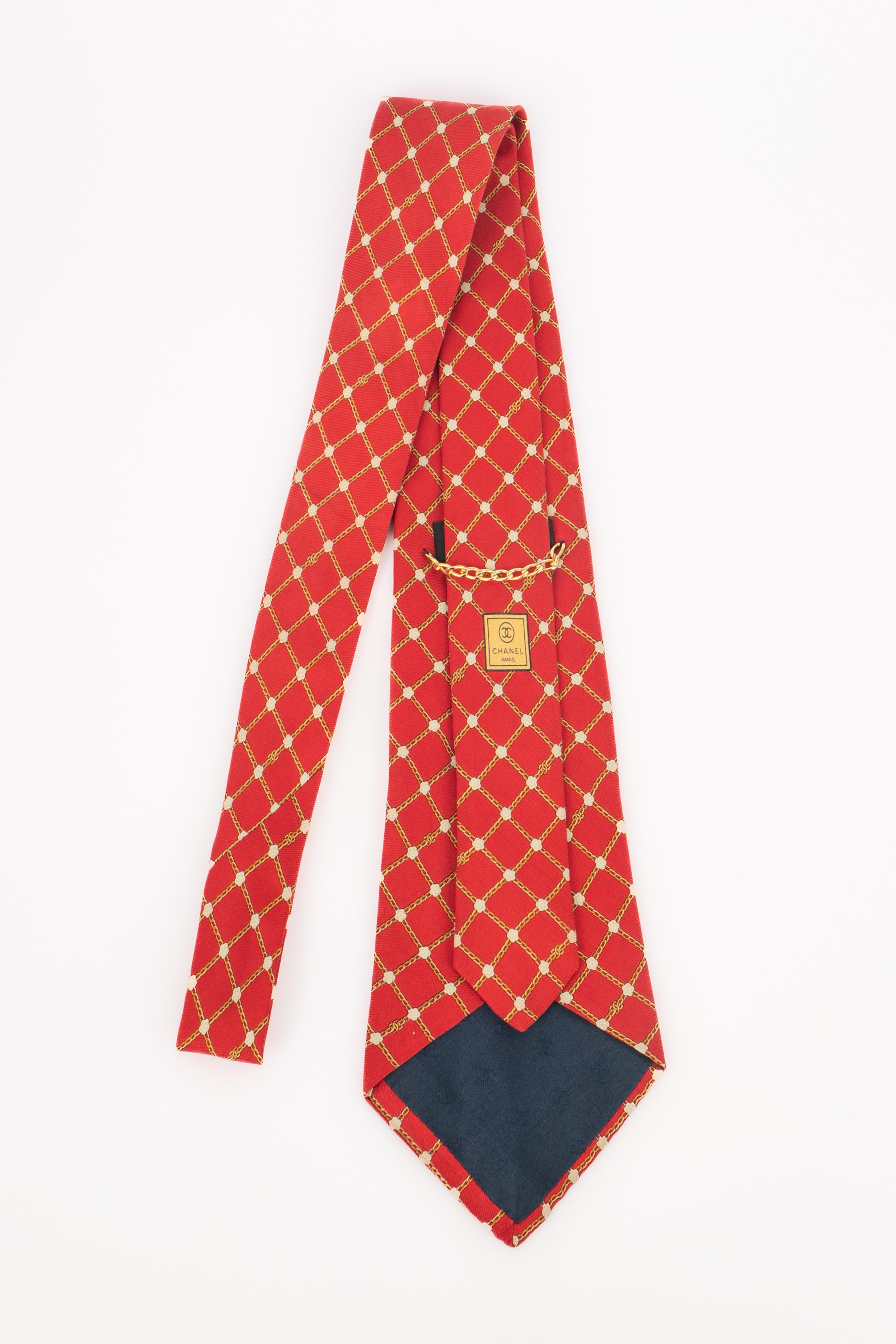 Chanel silk tie In Excellent Condition For Sale In SAINT-OUEN-SUR-SEINE, FR