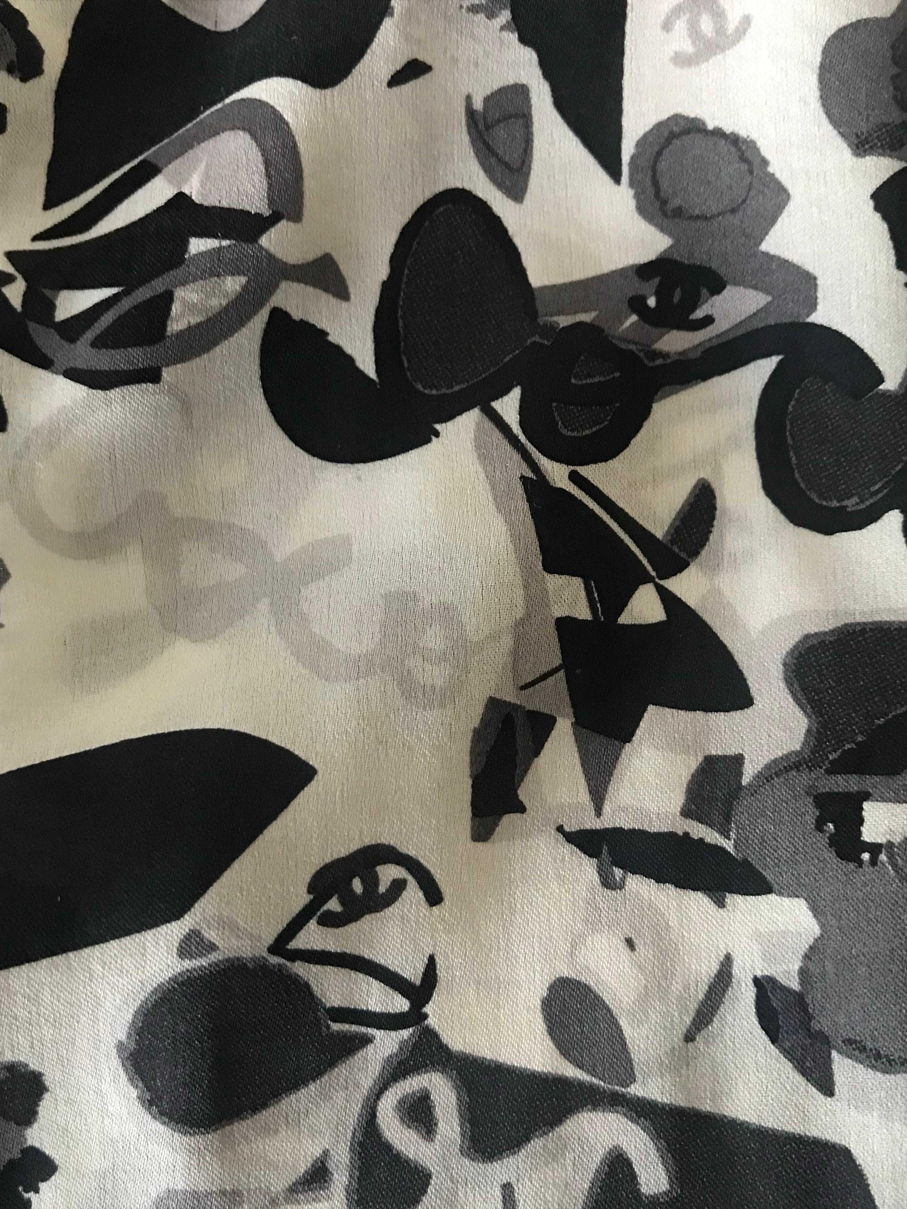 CHANEL Collection de hauts en soie 2005 été en vente 3