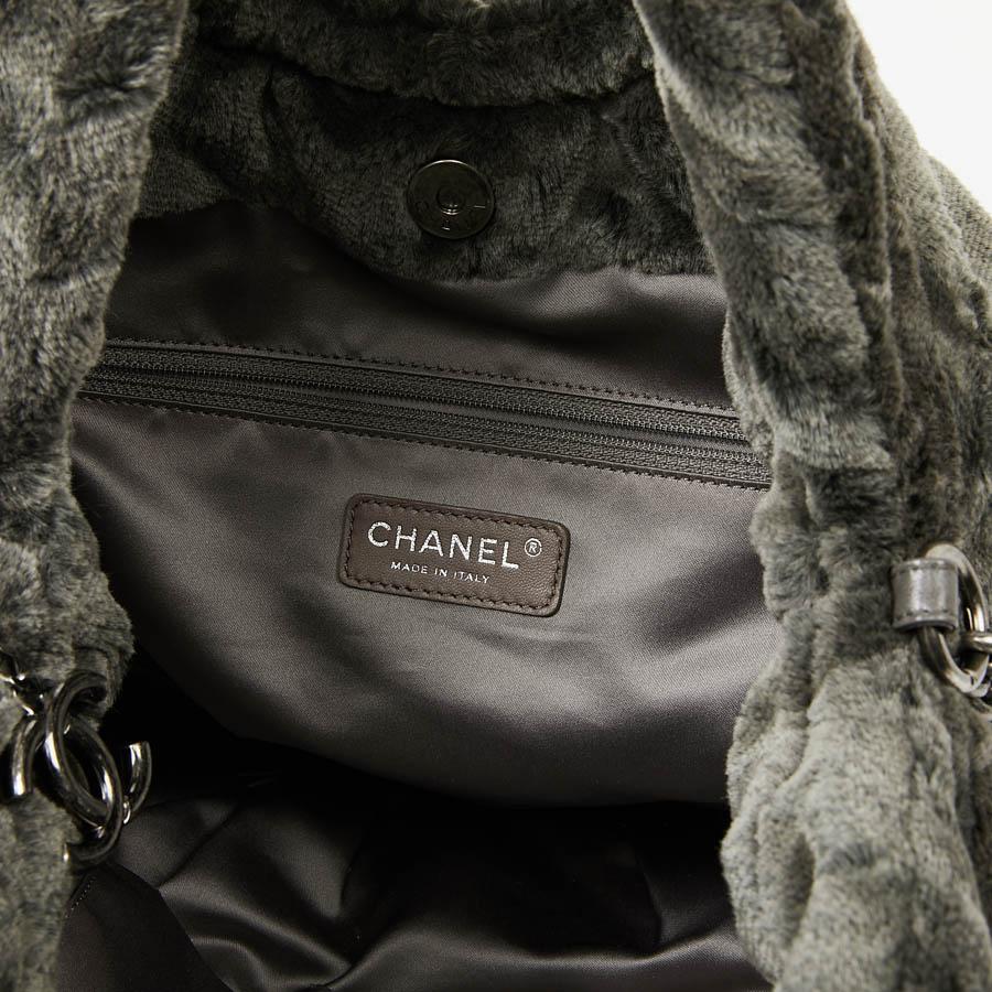 CHANEL Silk Velvet Bag 3