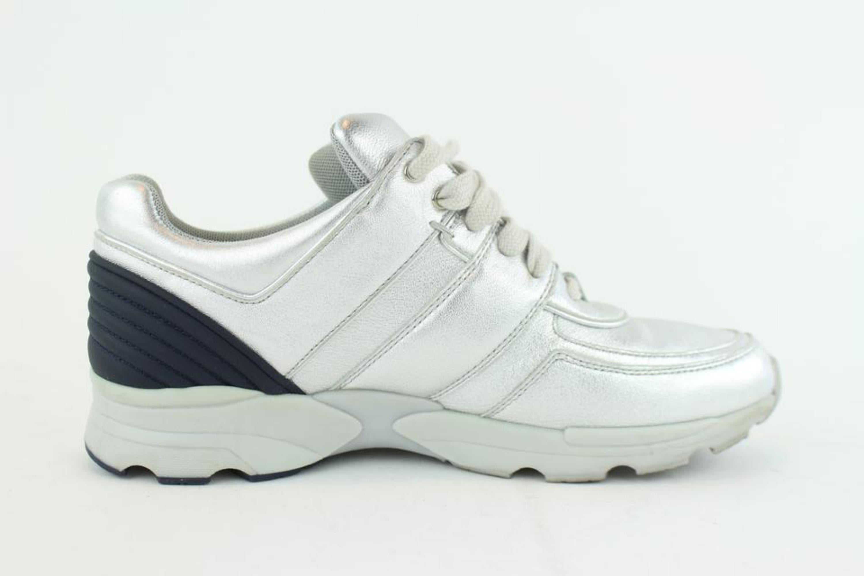 Chanel Silver 16s Metallic Bicolor Trainer 1cz1005 Sneakers For Sale 4