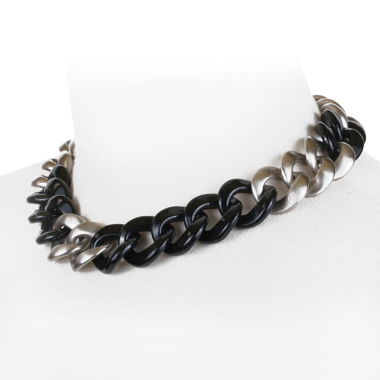 chanel curb chain necklace