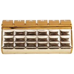 Chanel Silber und Gold Schlüsselanhänger Clutch
