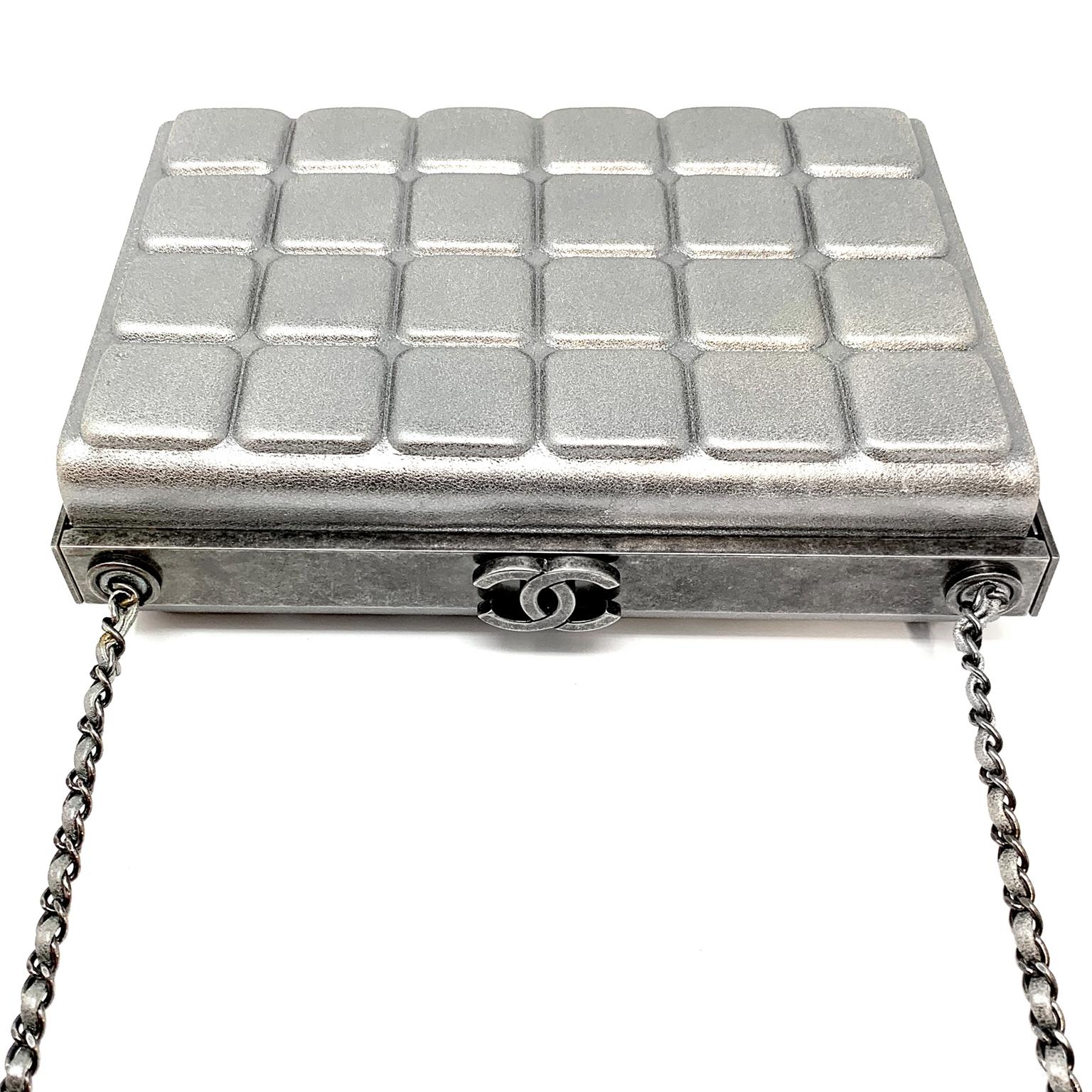 Chanel Silver Box Bag Excellent état à Palm Beach, FL