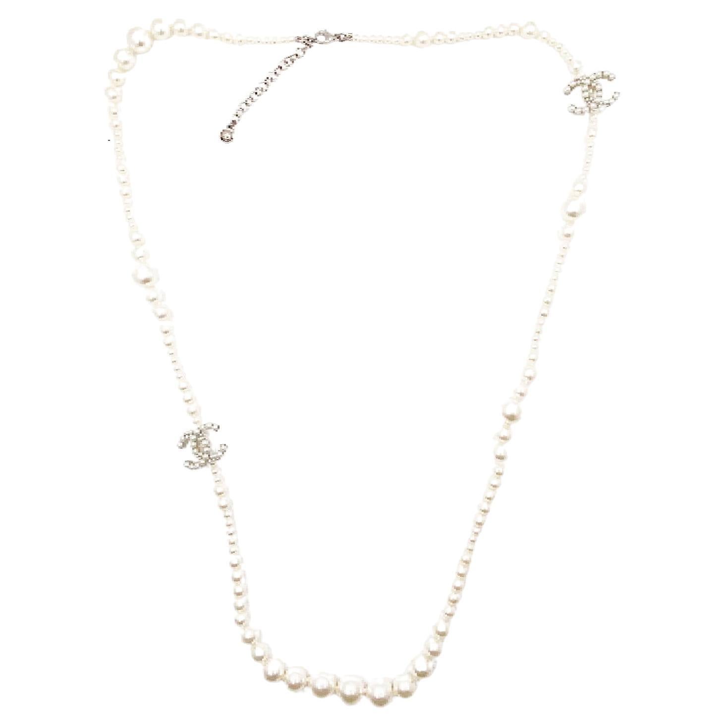 Chanel Silver CC Bubble Pearl Pearl Necklace