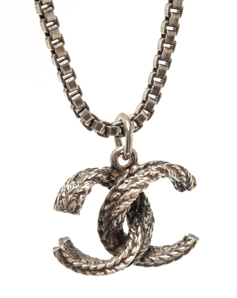 Chanel Silber CC Kette Halskette im Angebot 1