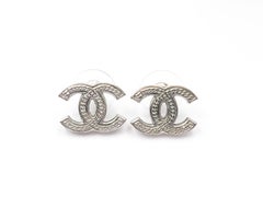 Chanel Silver CC Chain Texture Piercing Earrings