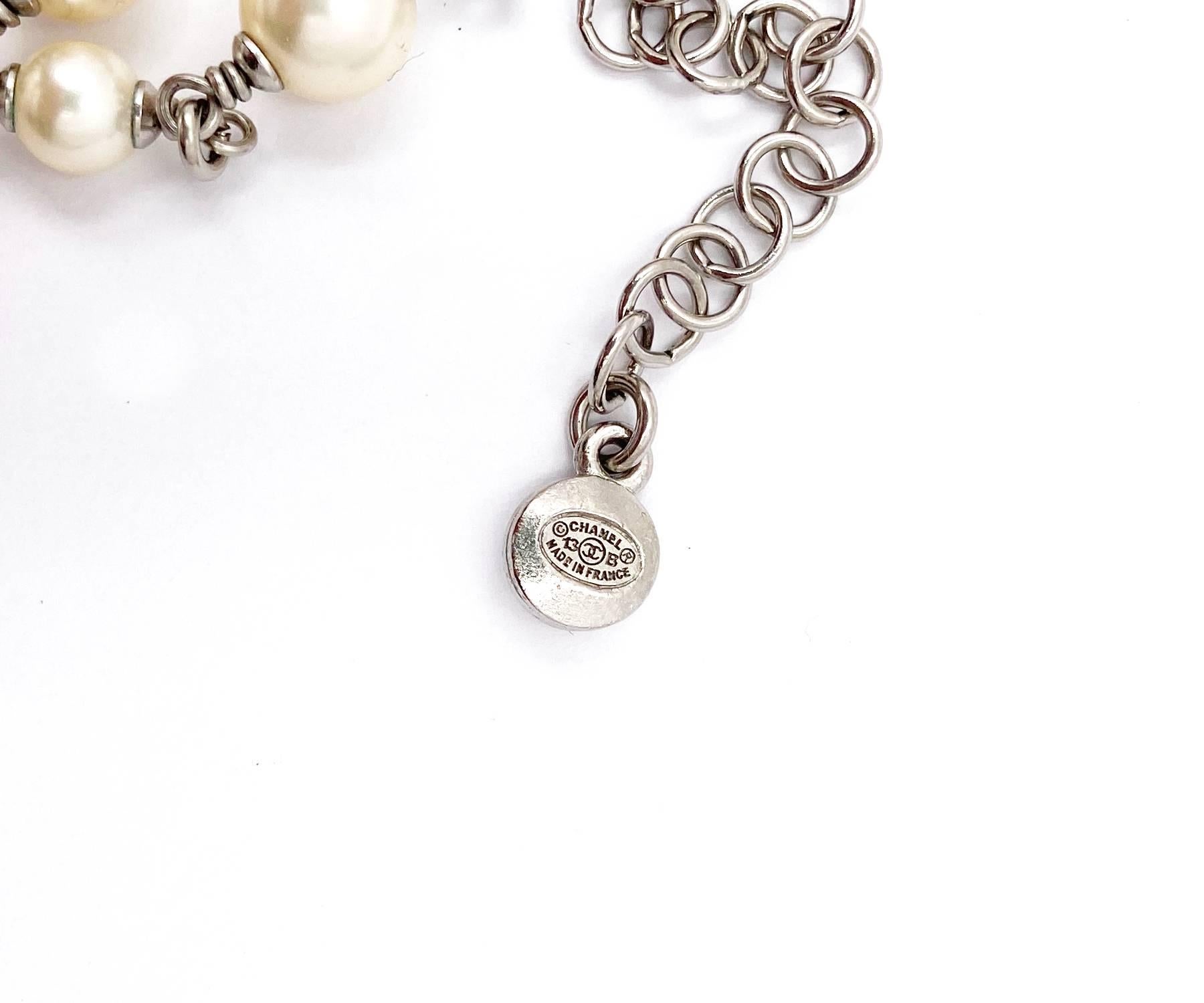 Chanel Silver CC Crystal Ribbon Bow Pearl Necklace For Sale at 1stDibs