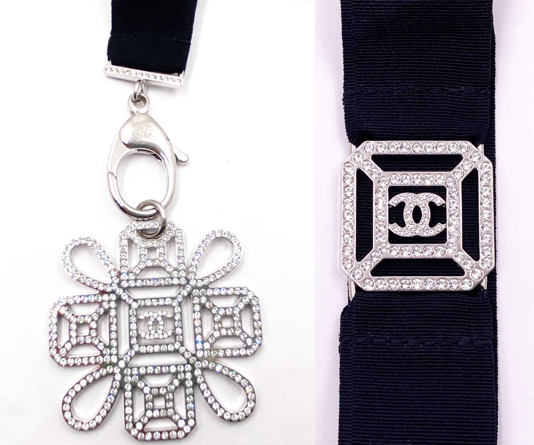 Round Cut Chanel Silver CC Detachable Crystal Pendant Ribbon Key Chain Necklace For Sale