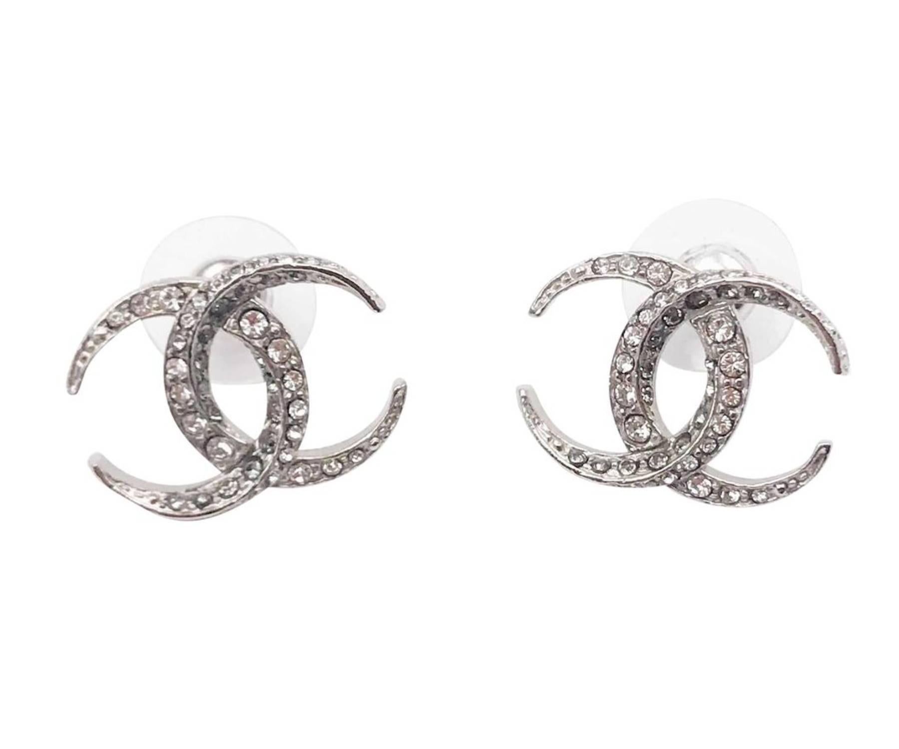 chanel earrings cc silver
