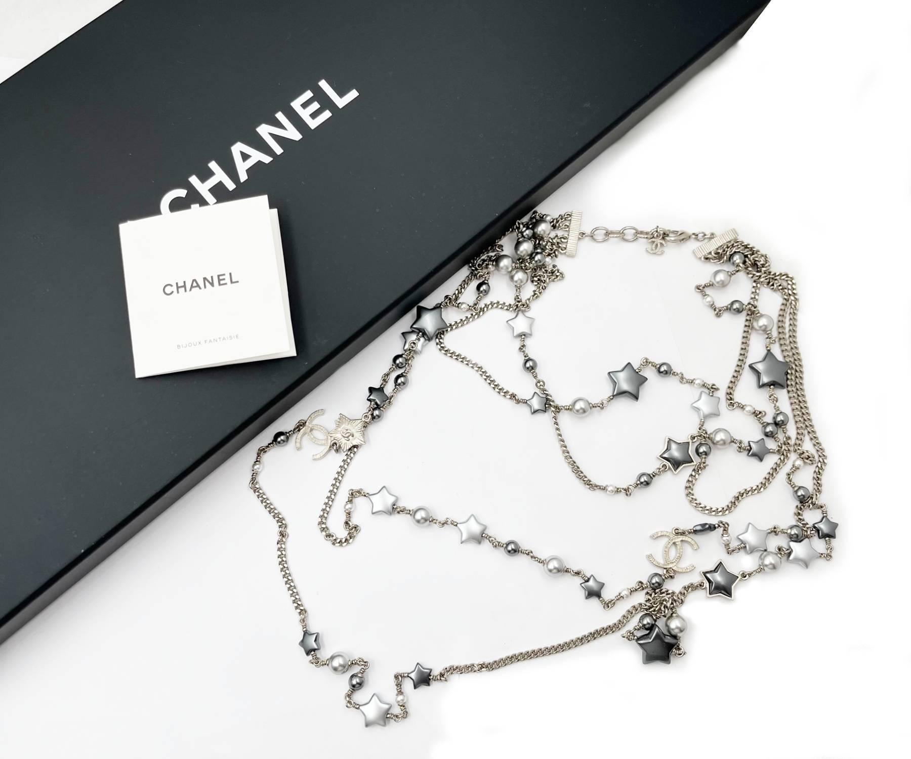 Chanel Silver CC Grey Stars 4 Strand Chain Necklace

*Marked 17
*Made in Italy
*Comes with the original box and pouch

-The pendants are approximately 0.75″ x 0.5″.
-The longest chain is approximately 36″ long.
-Very classic and pretty
-In a