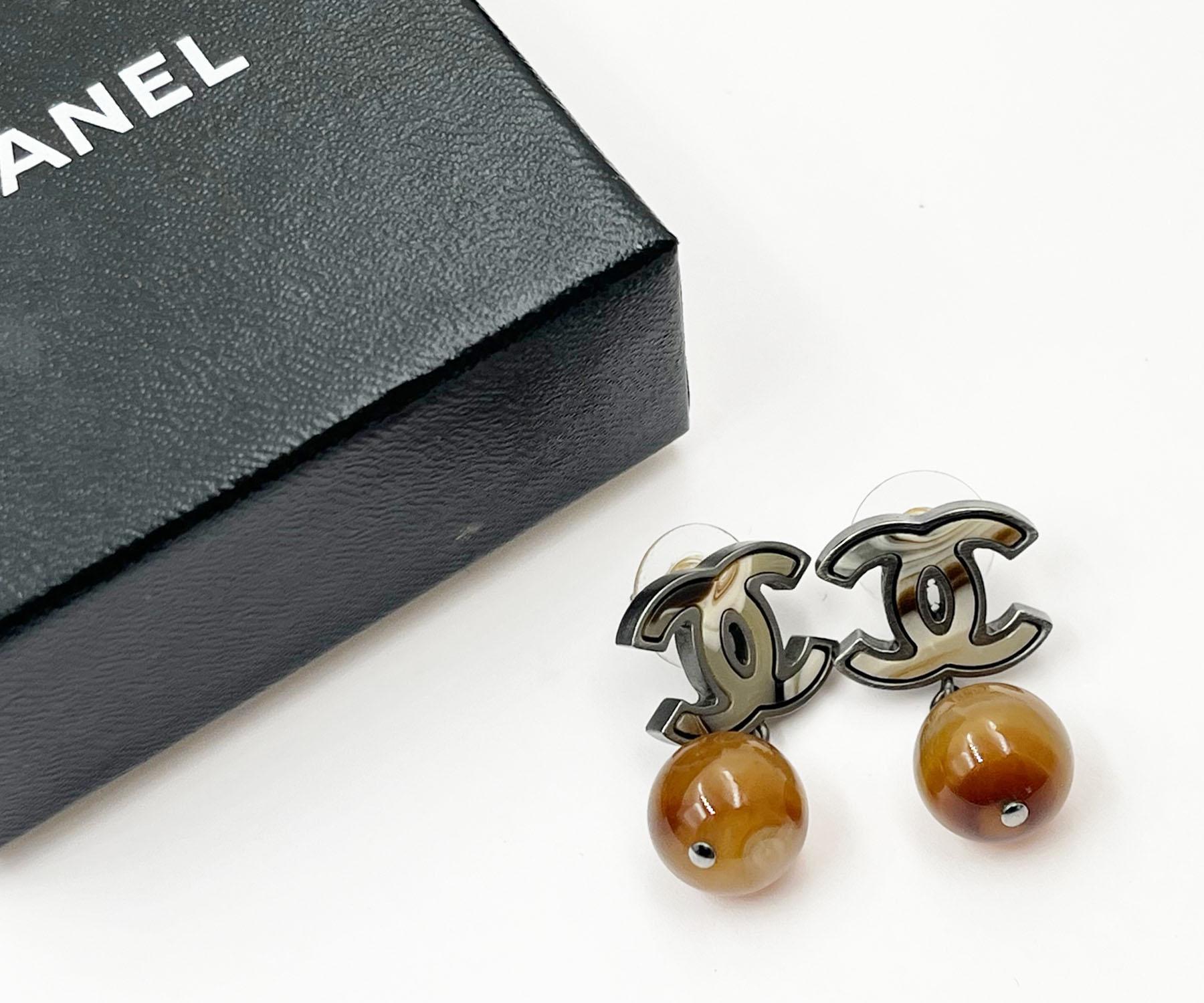 Artisan Chanel Silver CC Petrified Wood CC Dangle Piercing Earrings  