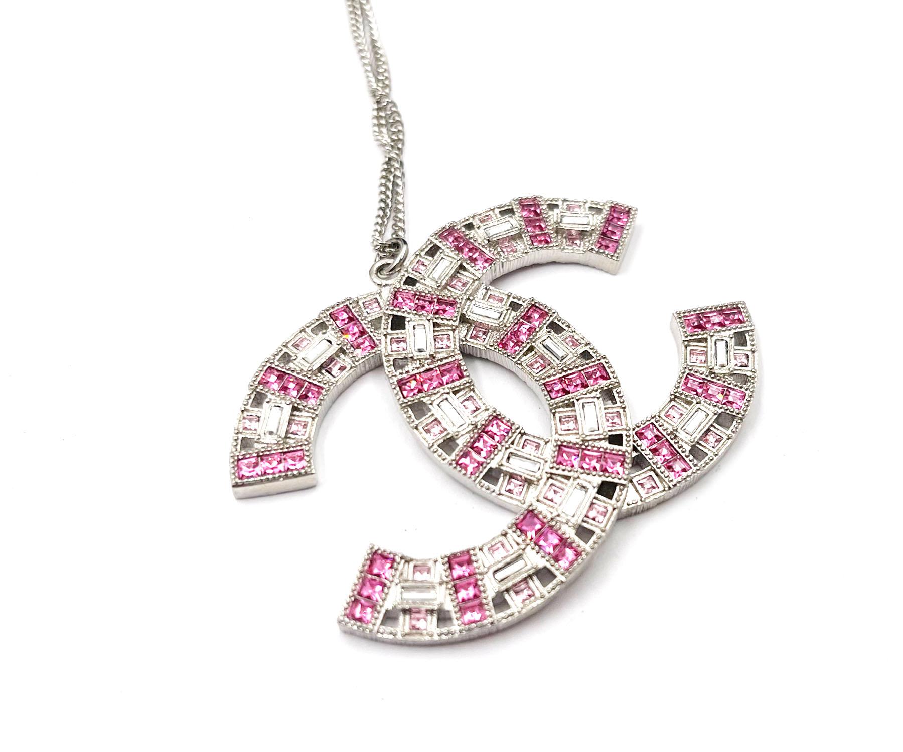 Chanel Silver CC Pink Baguette Crystal Large Pendant Necklace   In Excellent Condition For Sale In Pasadena, CA