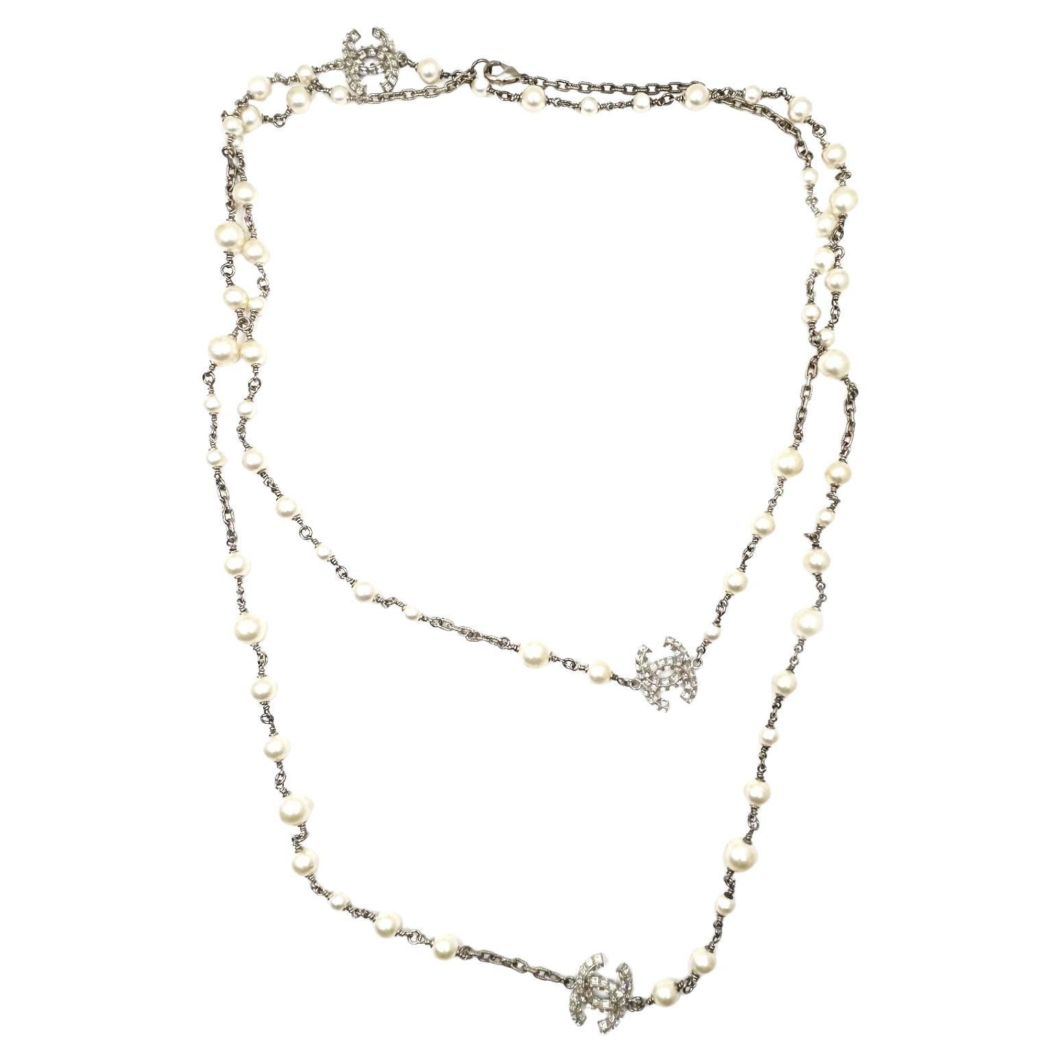 Chanel Super long collier de fausses perles en argent CC Princess Crystal 60"