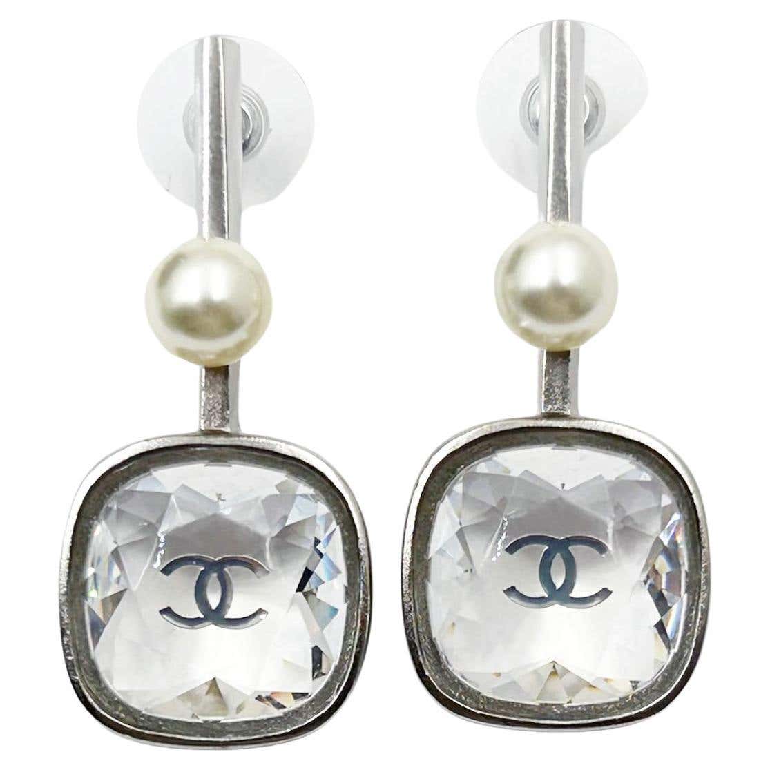 Cc Shell Crystal Drop Chanel Silver CC Princess Crystal Geo Pearl Large Drop Piercing ...