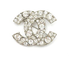 Spilla di cristallo rotonda Chanel Silver CC