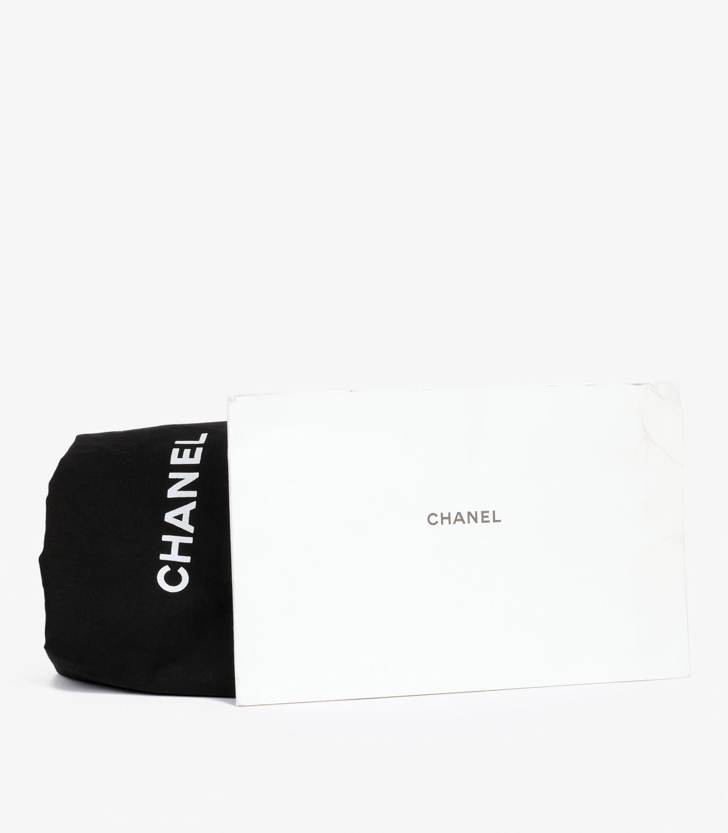 Chanel Silver Chevron Quilted Lambskin Stud Wars Rectangular Mini Flap Bag en vente 8