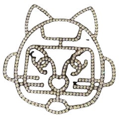 Spilla Chanel in cristallo d
argento CC Cat Statement