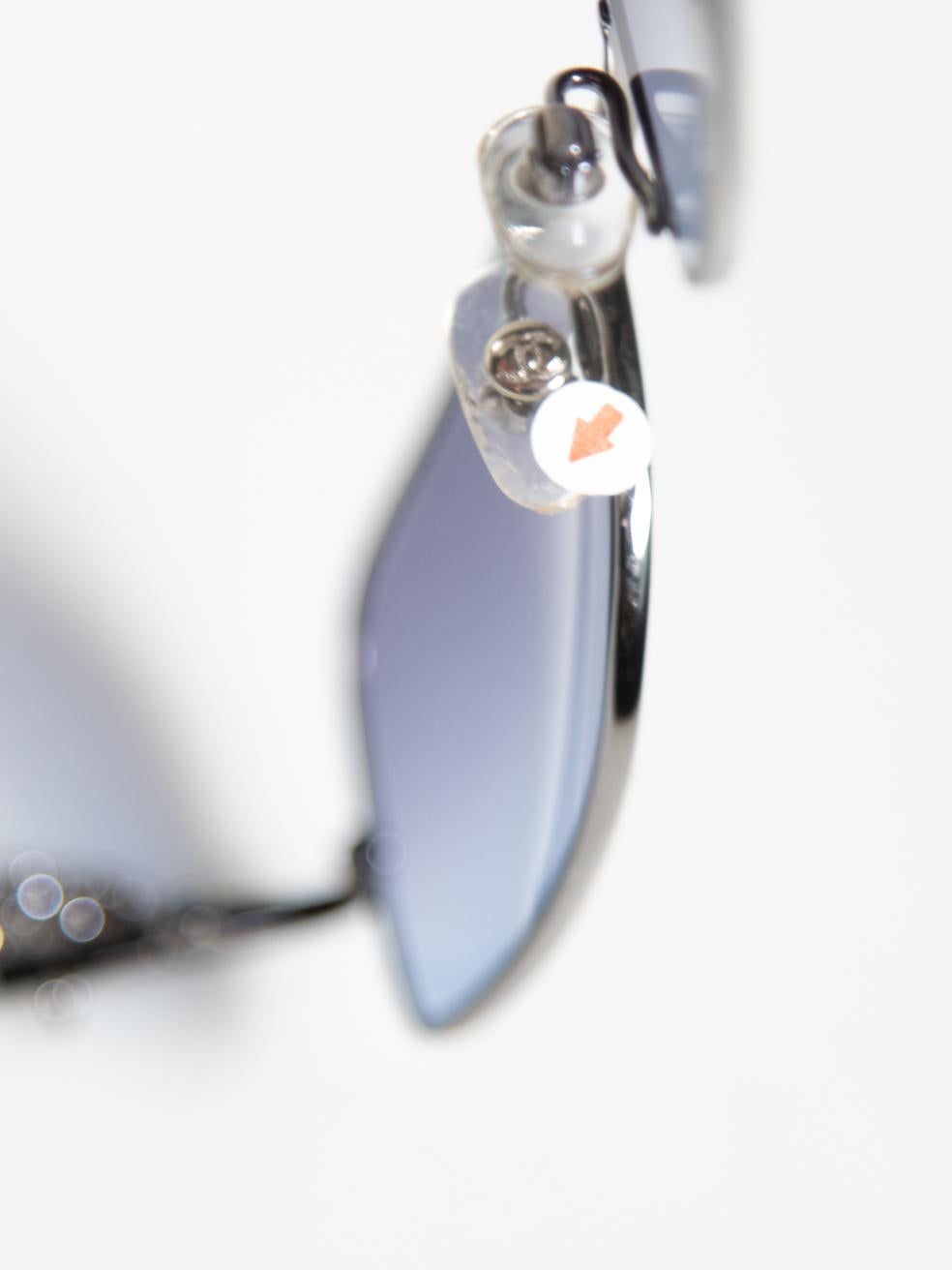 Chanel Silver Crystal CC Charm 4079-T-B Sunglasses For Sale 2