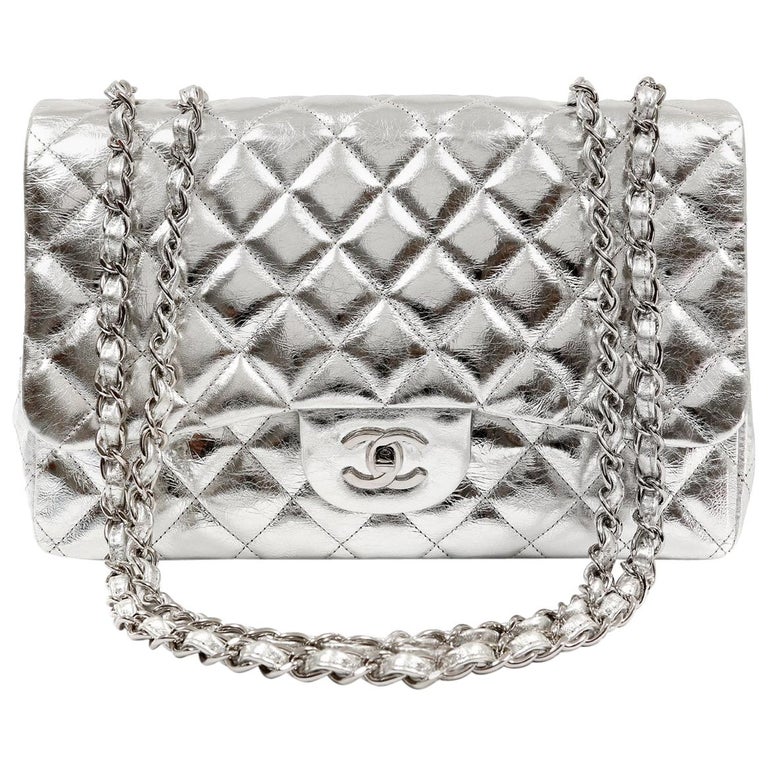 Chanel Silver Metallic Quilted Lambskin Jumbo Classic Double Flap Bag at  1stDibs