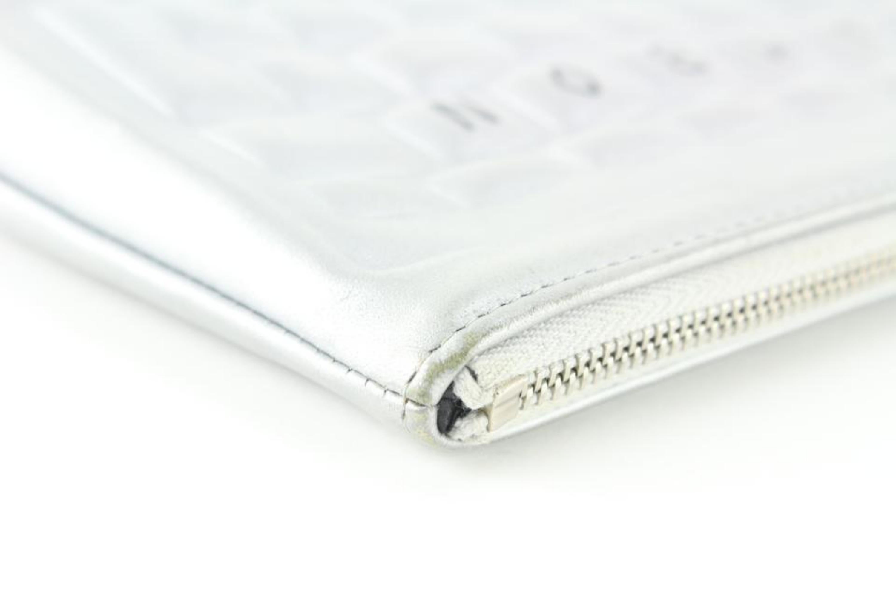 Chanel Silver Keyboard Clutch 1C1027 For Sale 5