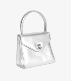 Chanel Piel de cordero plateada Vintage Mini Classic Kelly