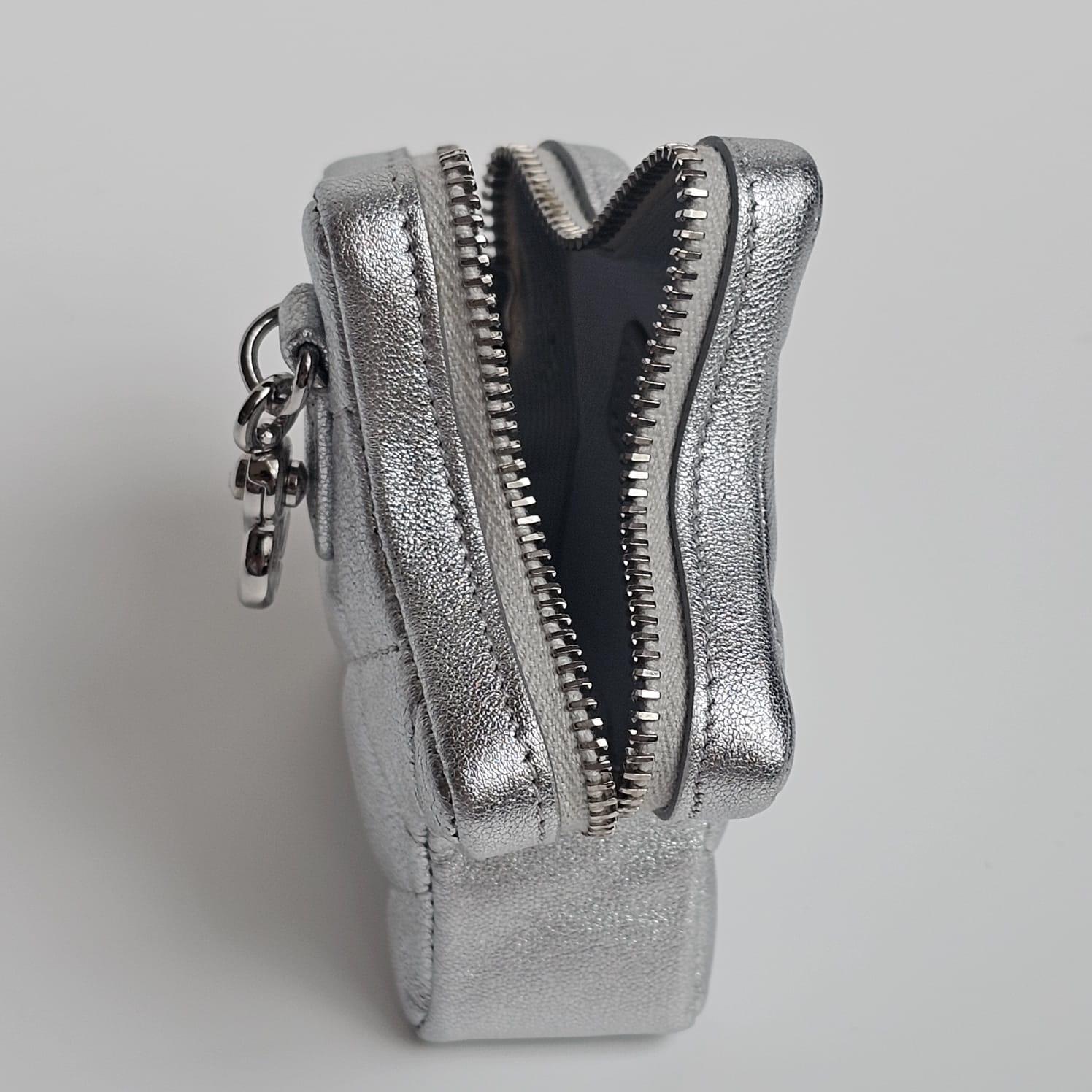 Chanel Silber Lammfell Stern Reißverschluss Münz Geldbörse Charme 5