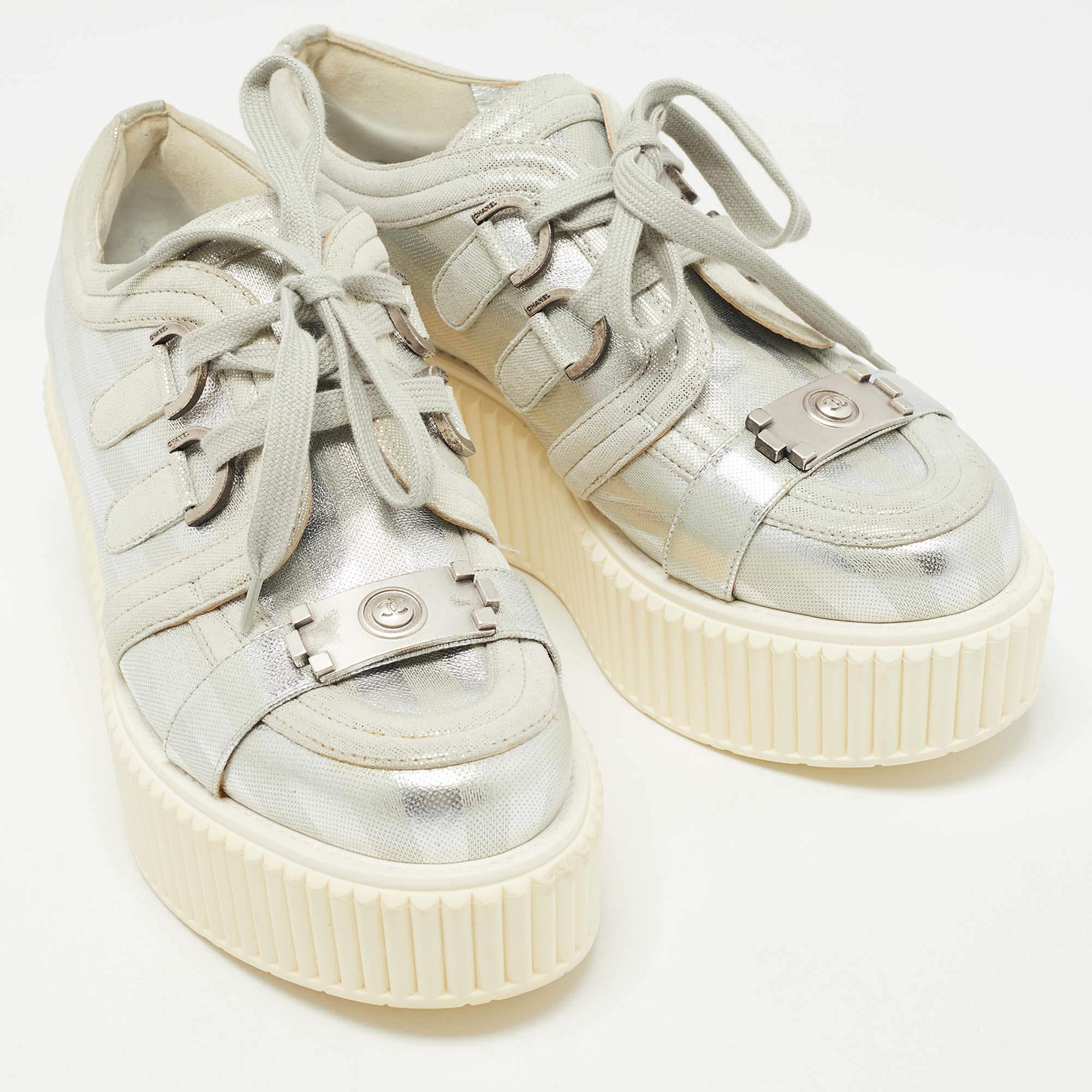 Chanel Silver Leather and Suede Platform Low Top Sneakers Size 38.5 3