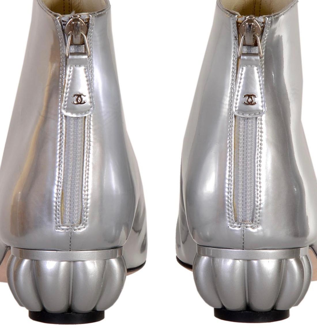 Women's CHANEL silver leather ankle boots  41  Spring 2012  12P For Sale