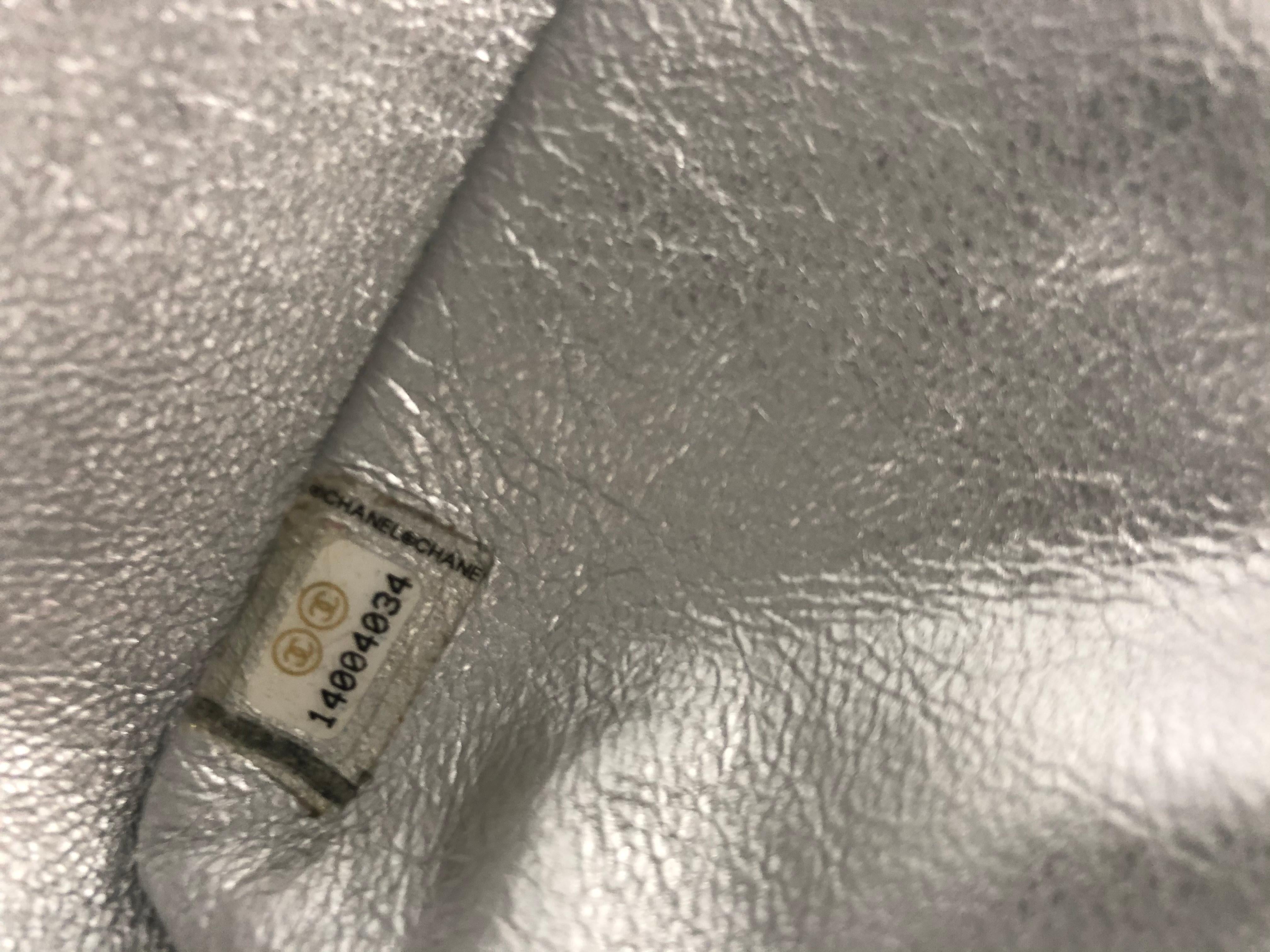 Chanel Silver Maxi Lambskin SHW 13